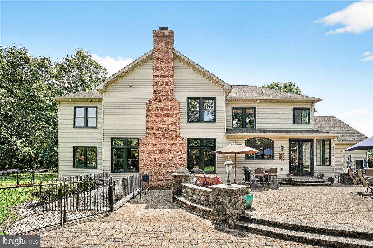 8418 PETERS ROAD