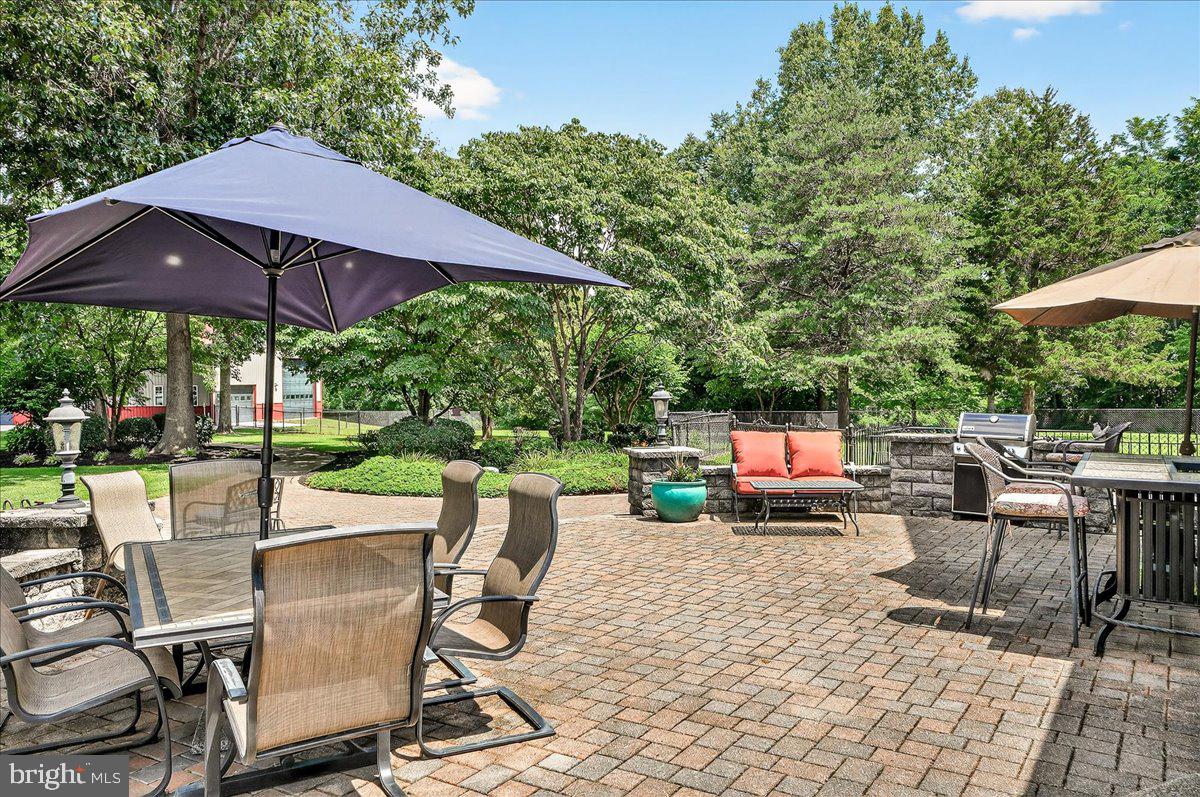 8418 PETERS ROAD