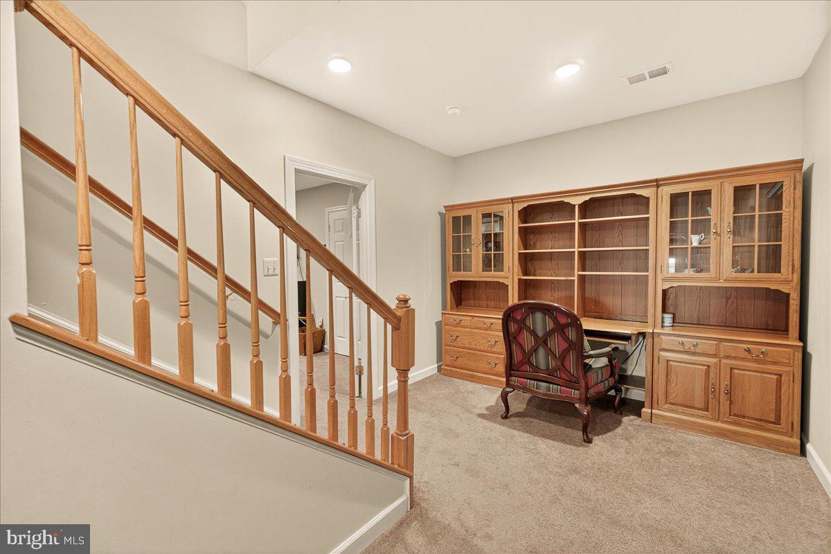 8418 PETERS ROAD