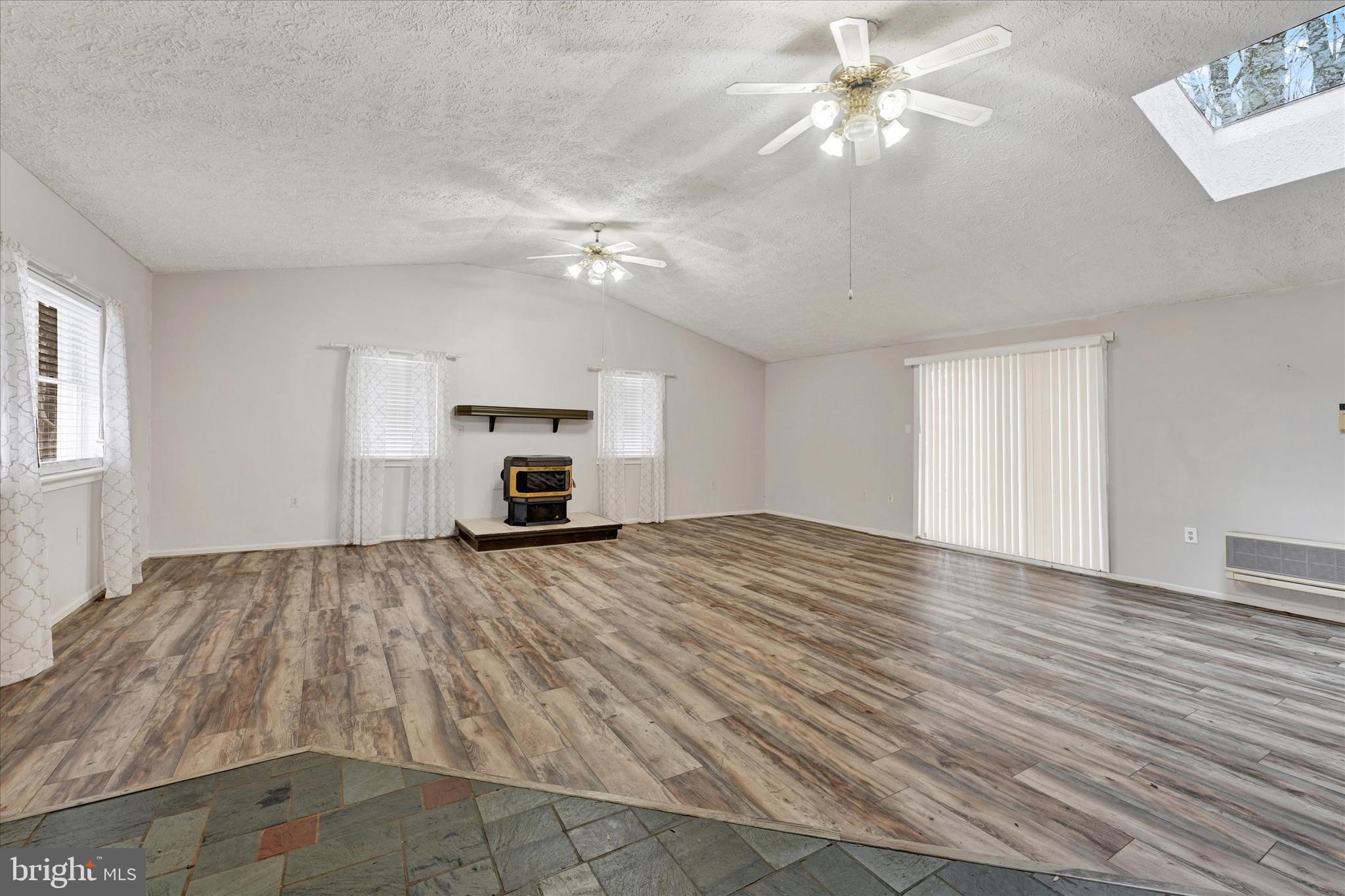 2157 Sherwood Ln
