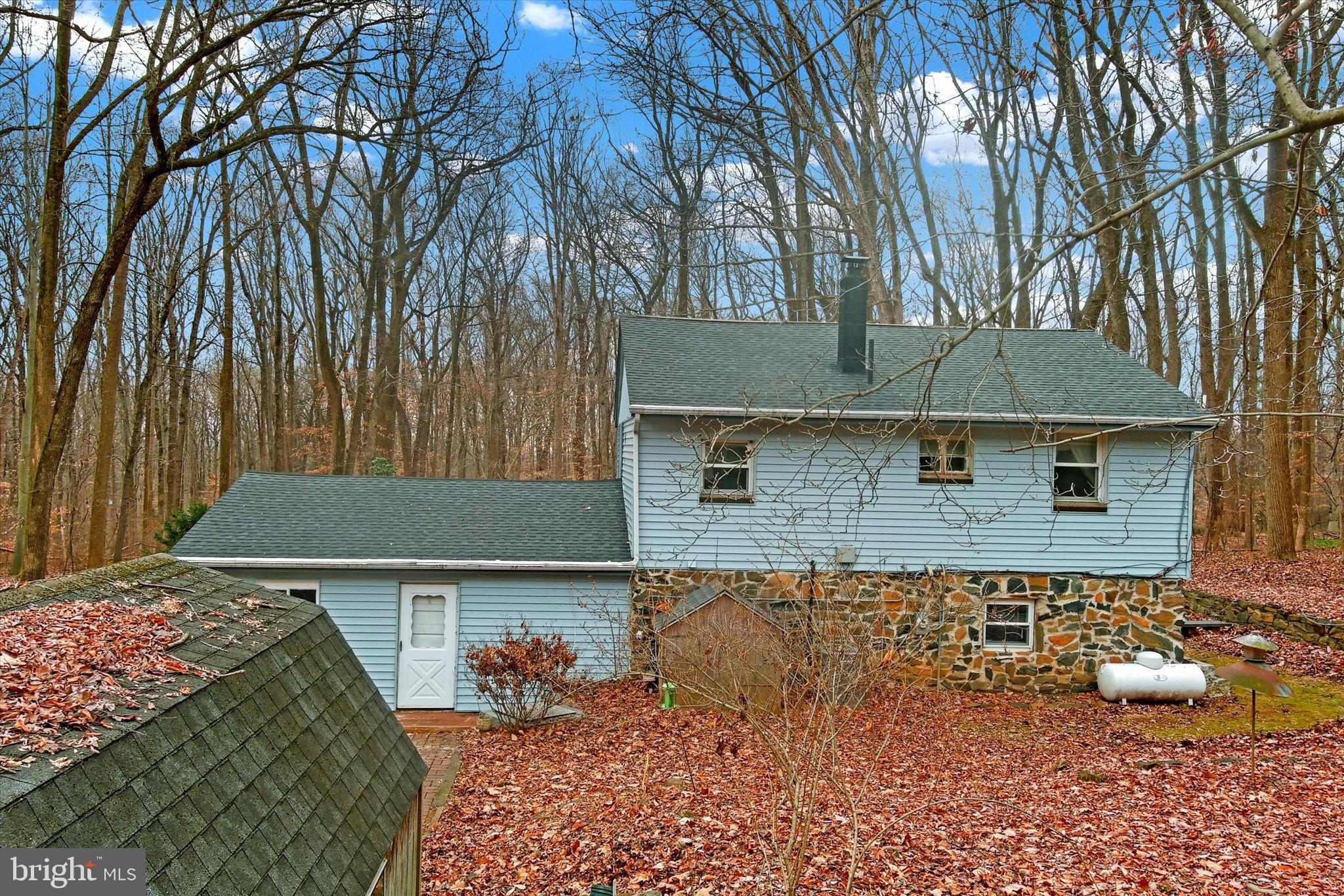 2157 Sherwood Ln