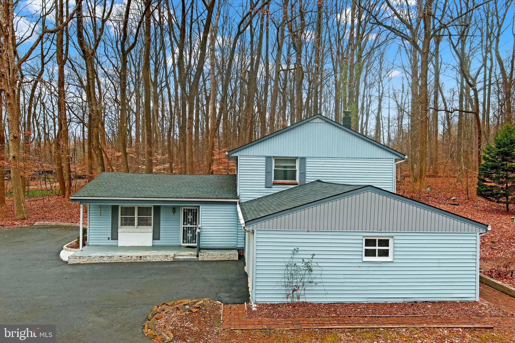 2157 Sherwood Ln