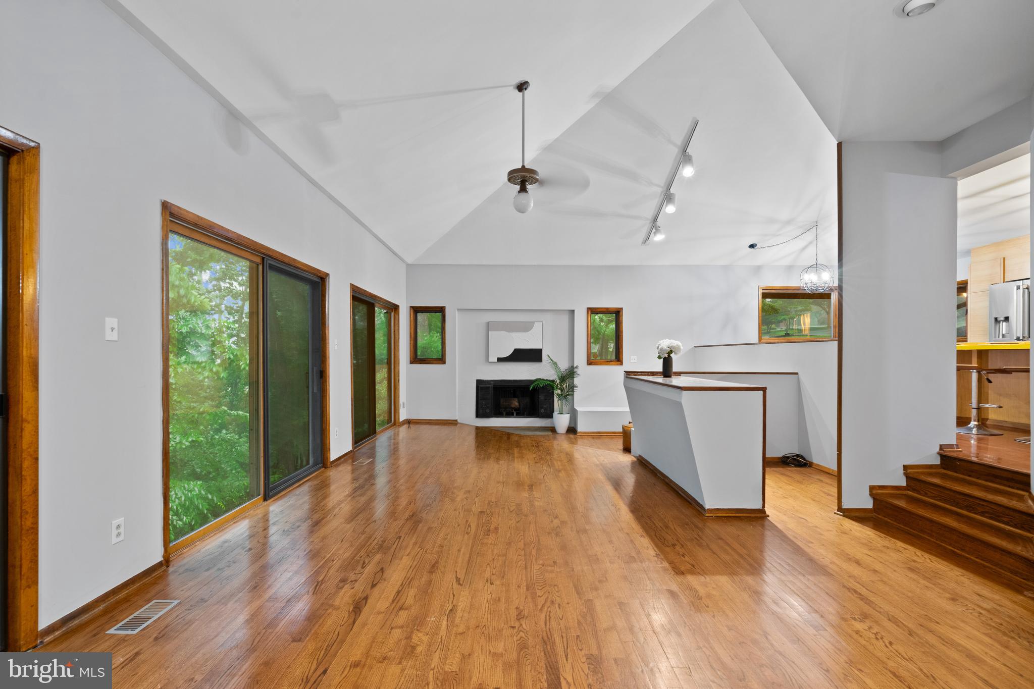 11370 Heathertoe Ln
