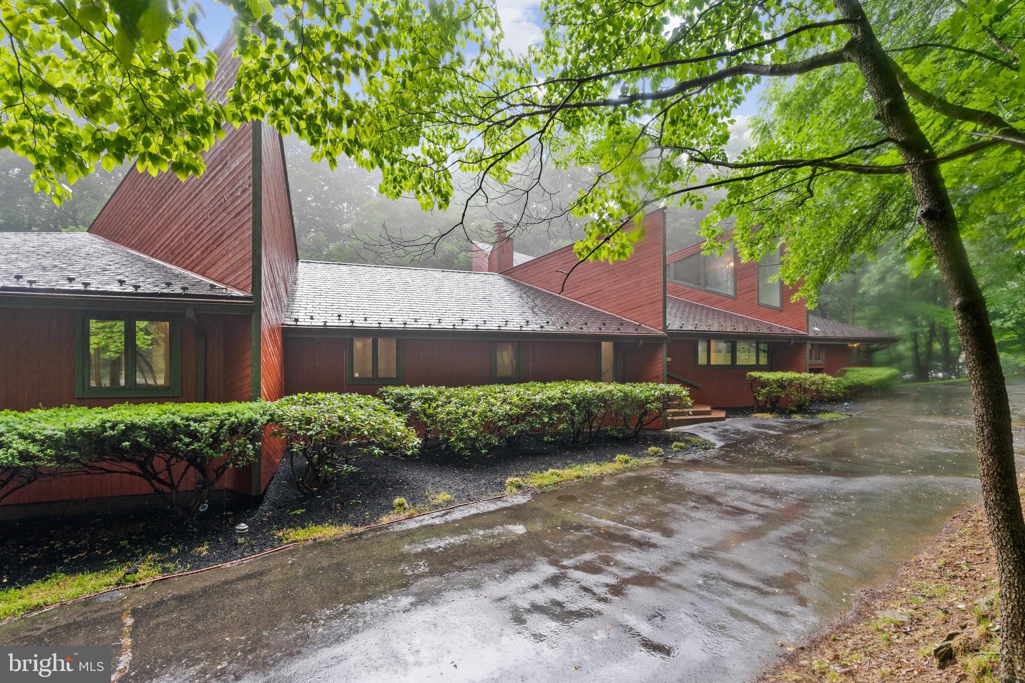 11370 Heathertoe Ln