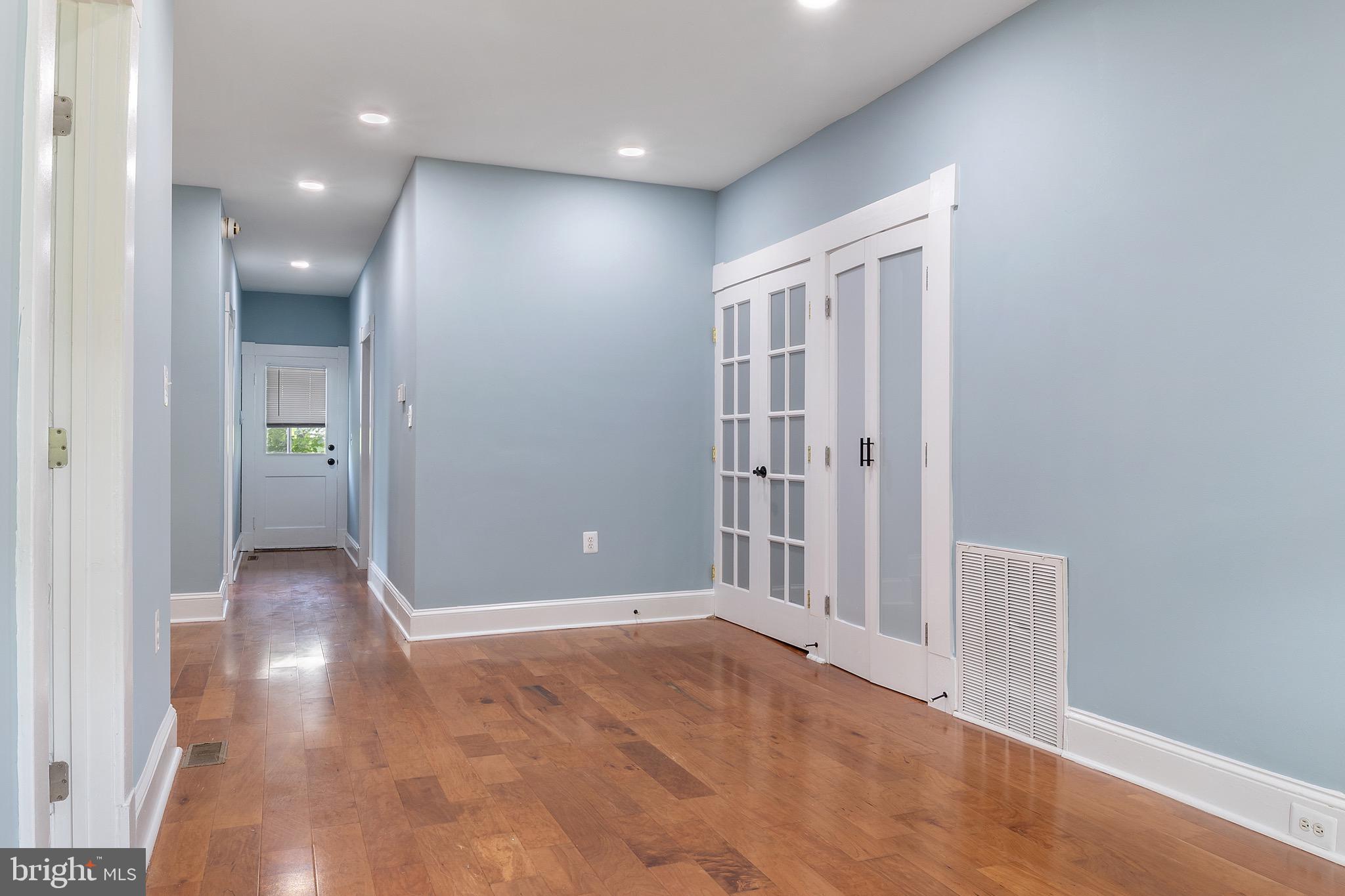 104 MAPLE AVE