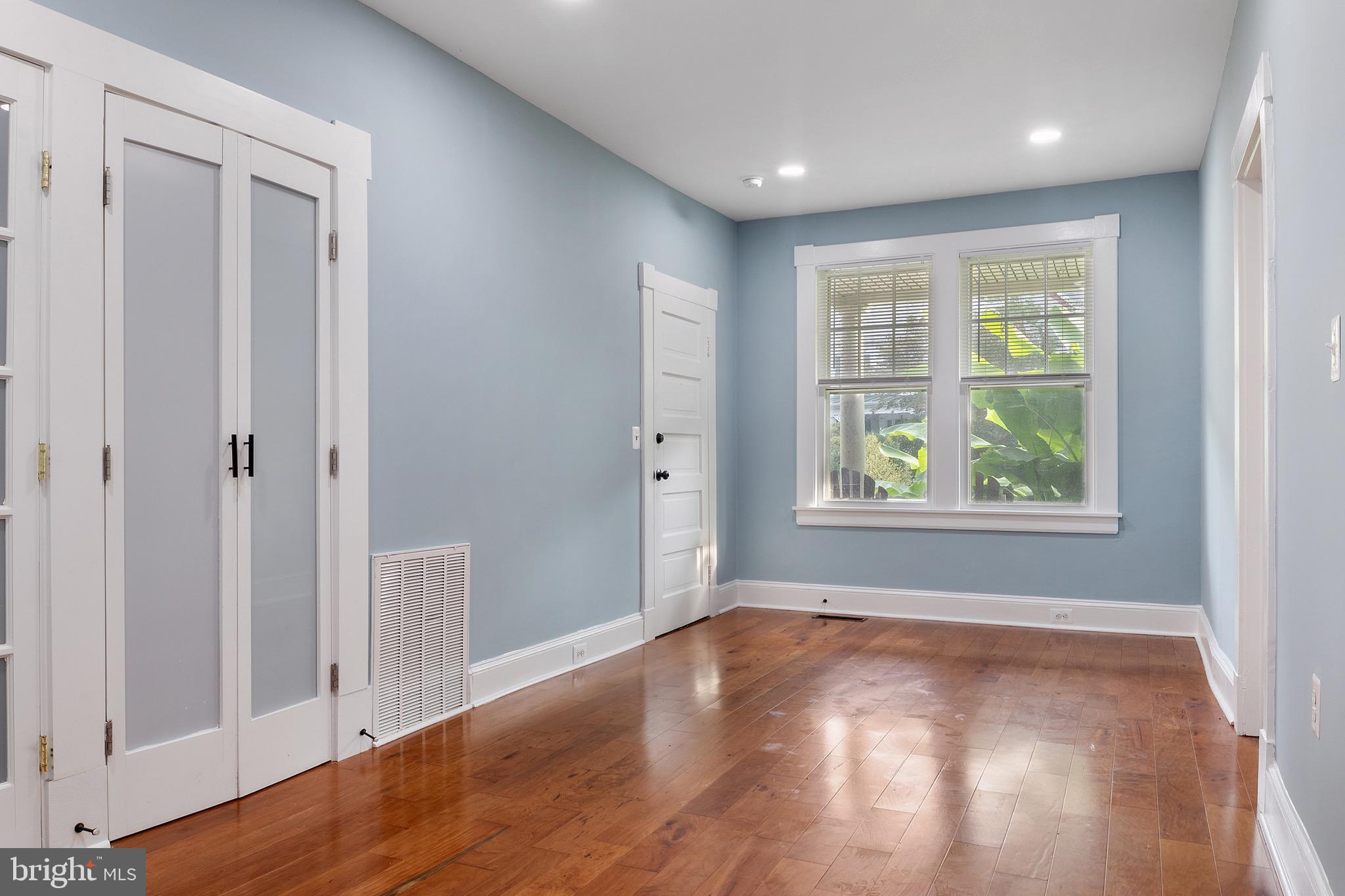 104 MAPLE AVE