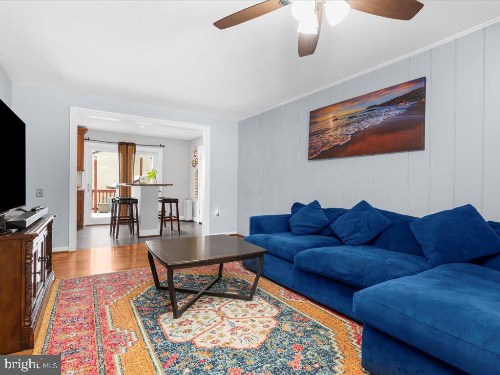 13604 Wisteria Drive