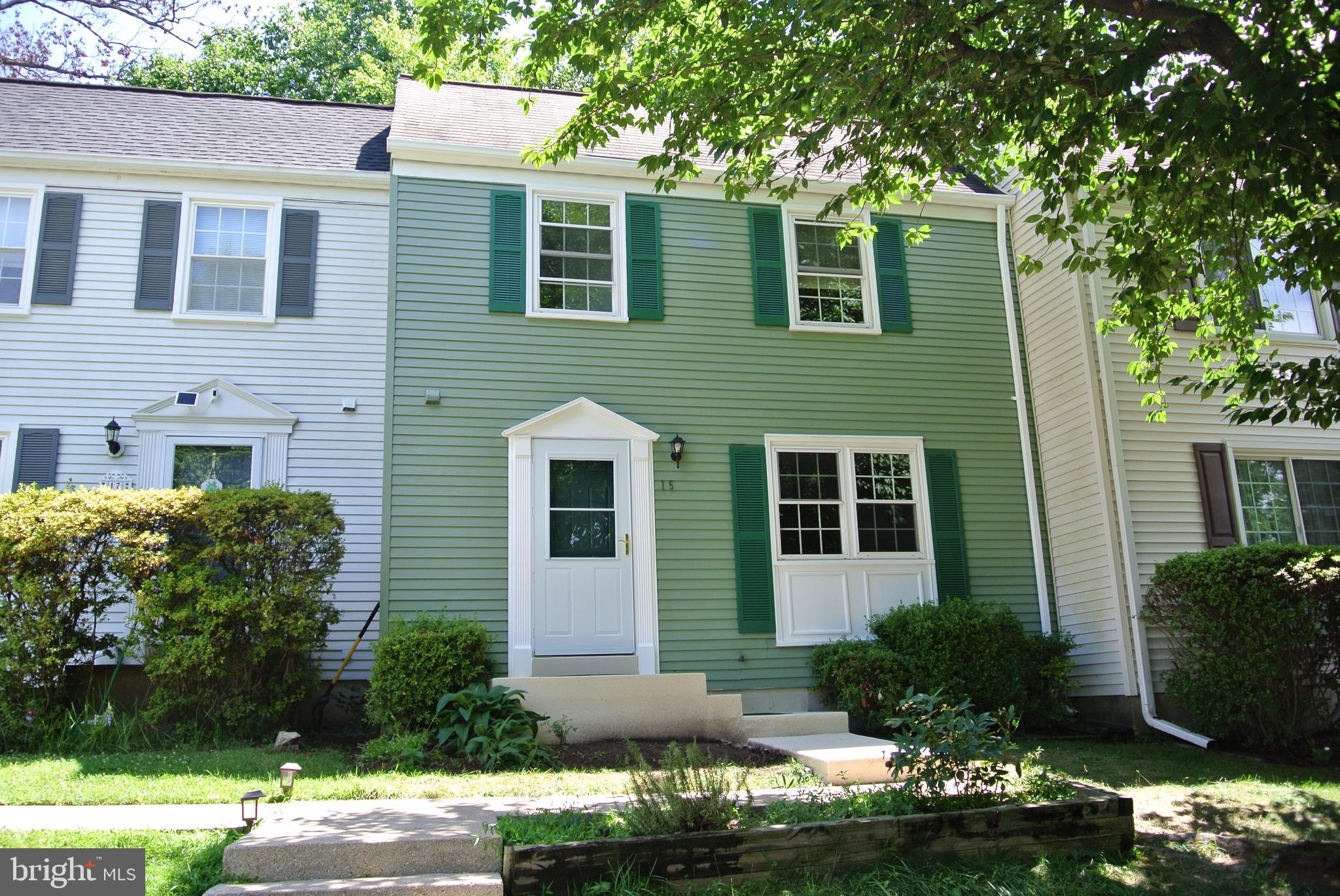 15 Baileys Ct