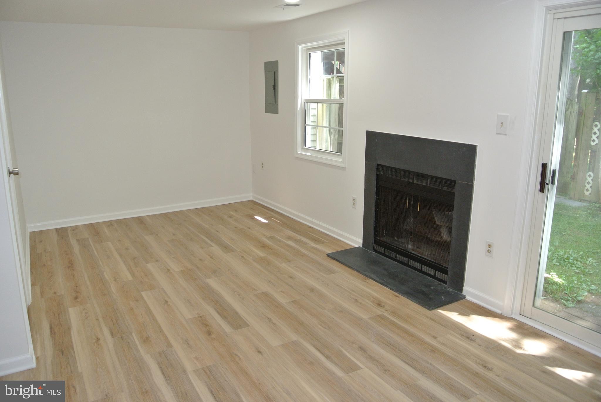 15 Baileys Ct