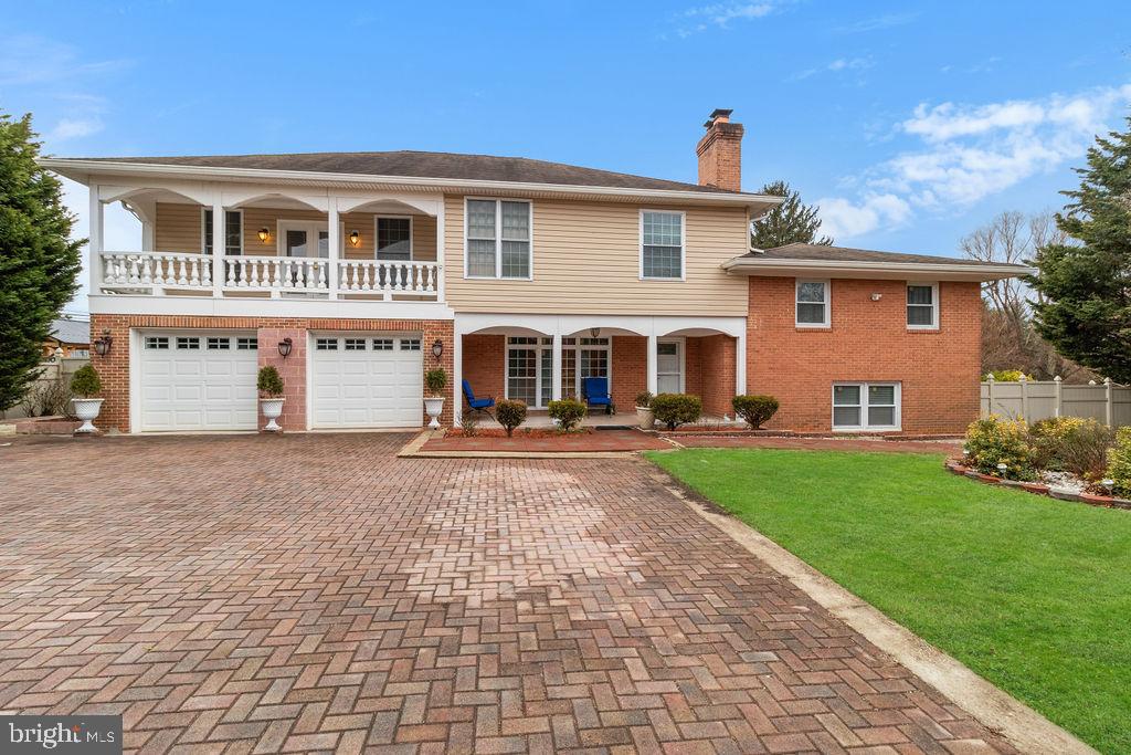 607 Valley Brook Dr