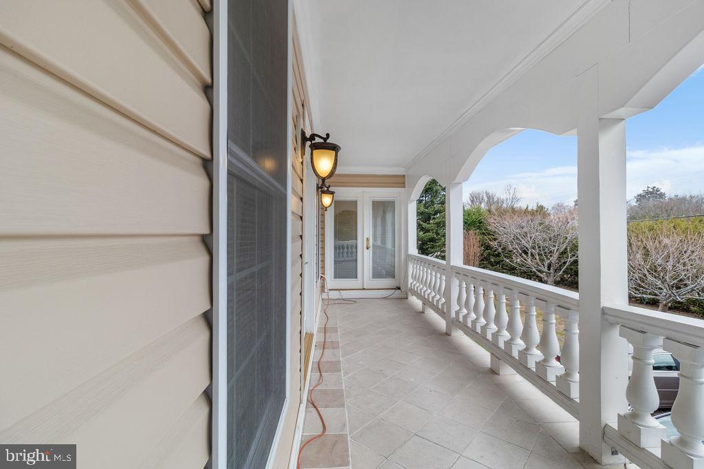 607 Valley Brook Dr