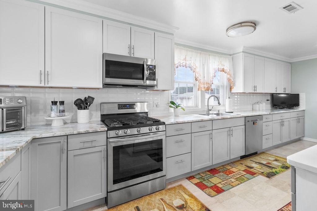 607 Valley Brook Dr
