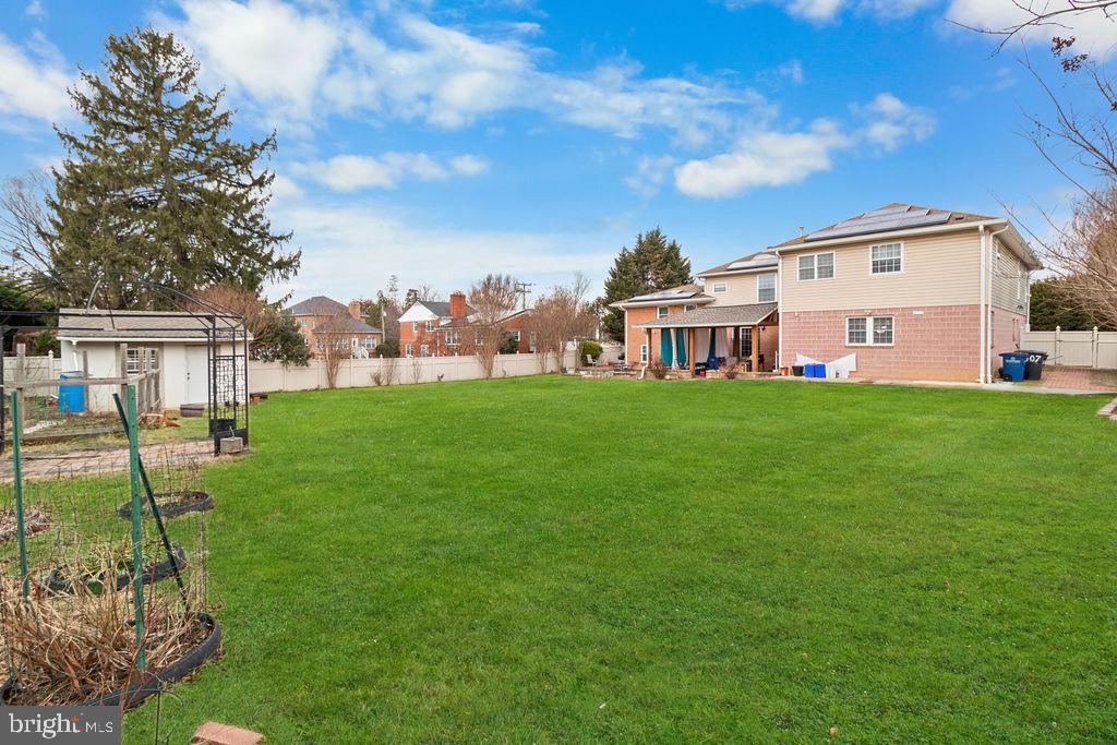 607 Valley Brook Dr