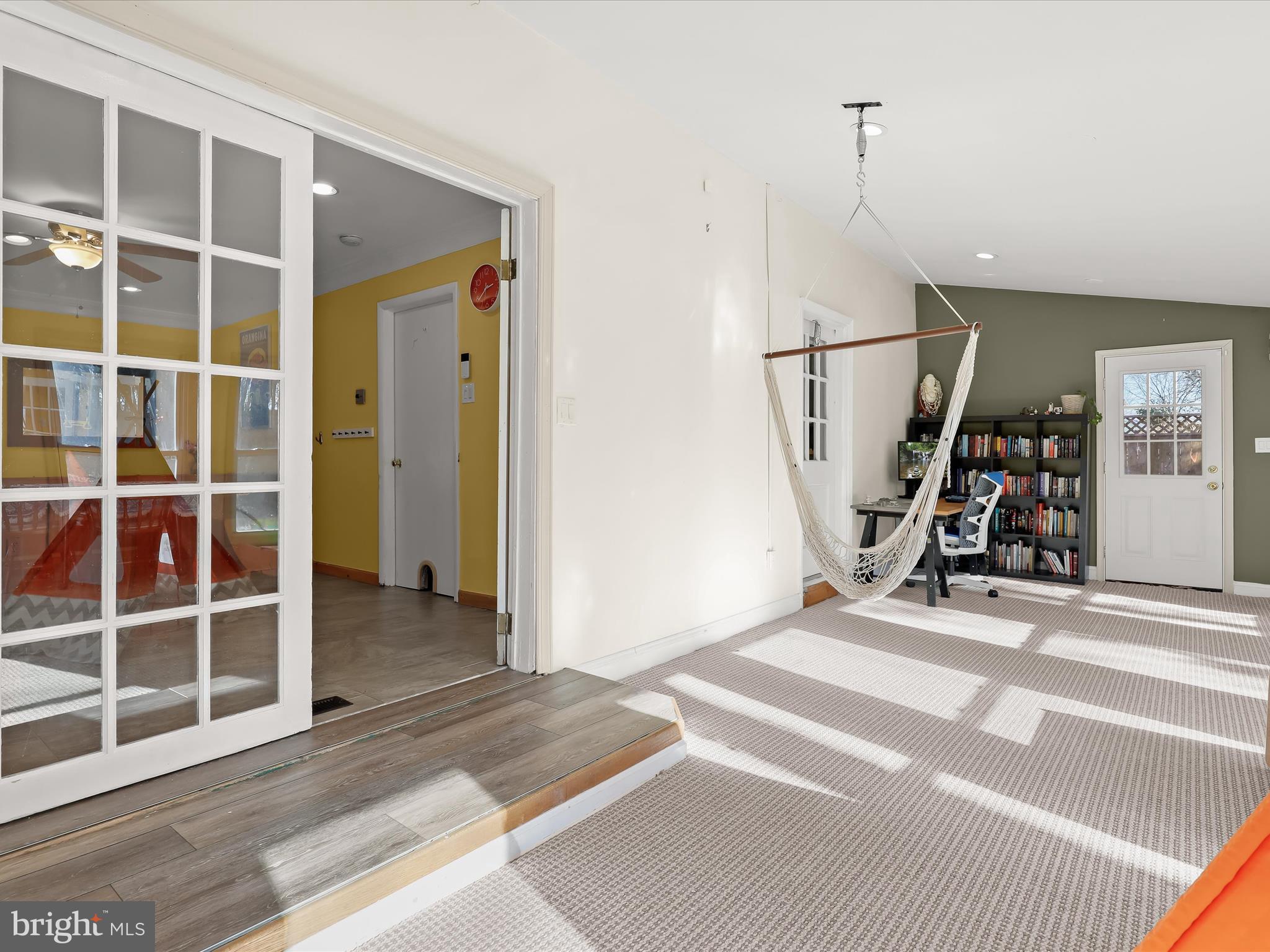 8807 Orwood Ln