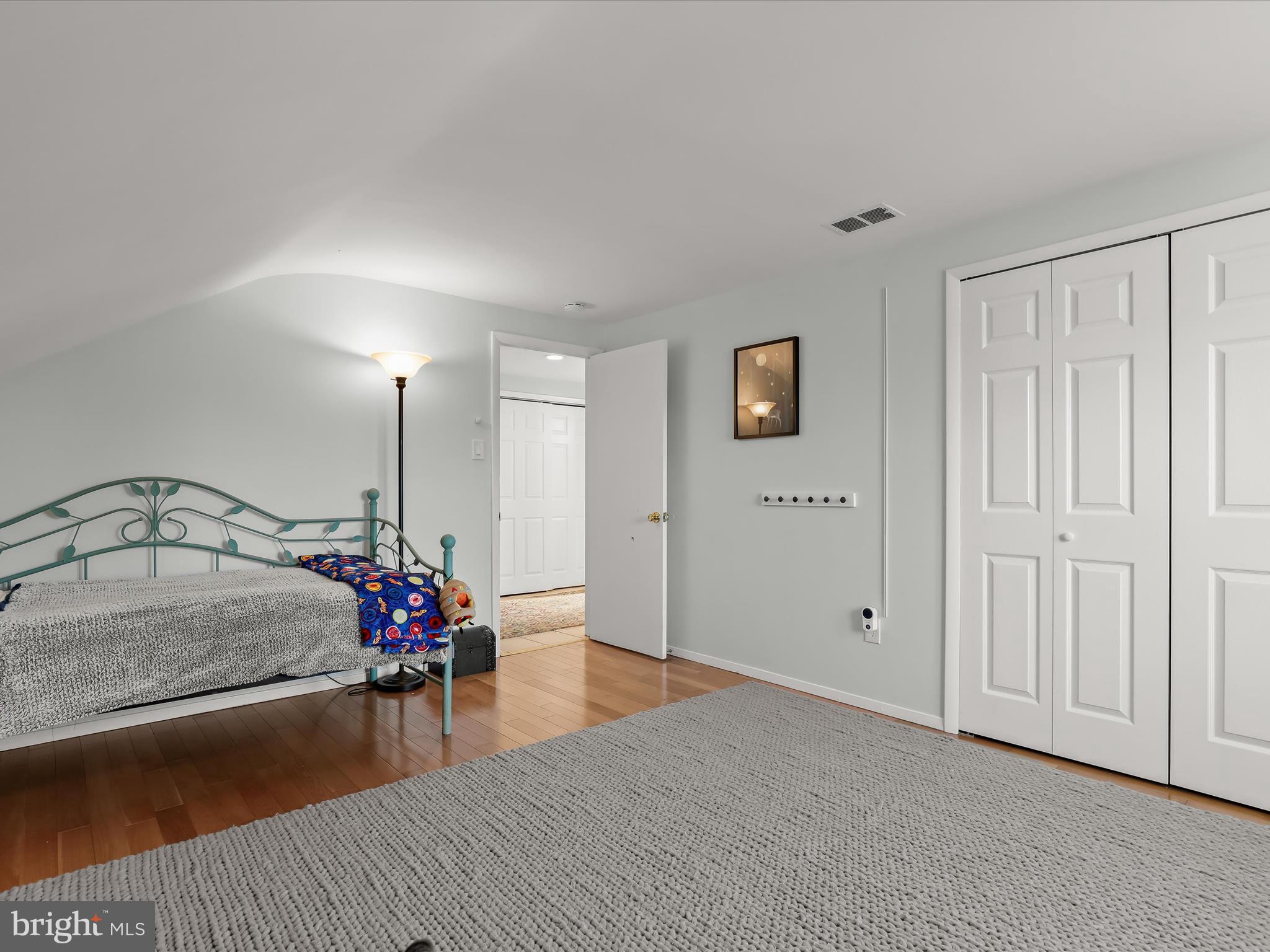 8807 Orwood Ln