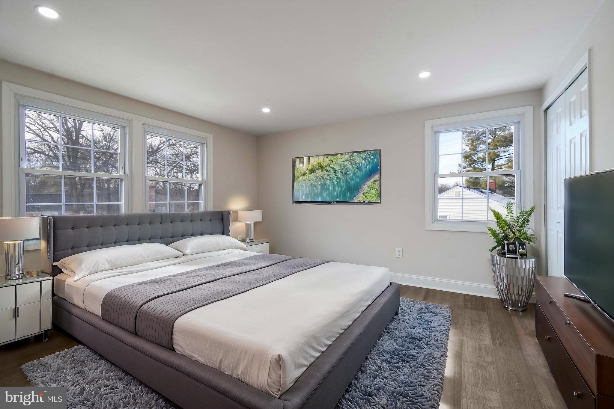 8812 CHURCHFIELD LANE