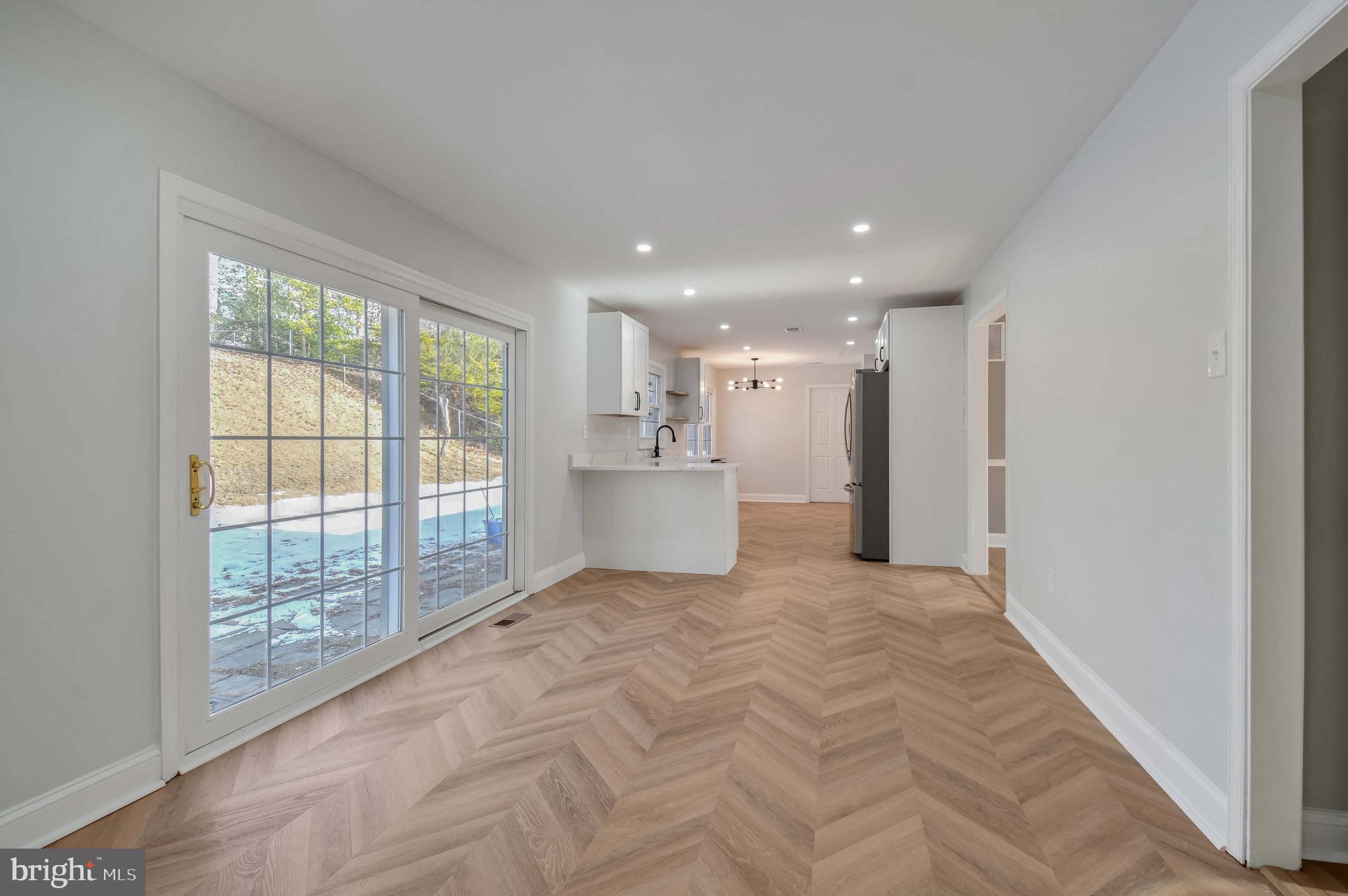 8812 CHURCHFIELD LANE