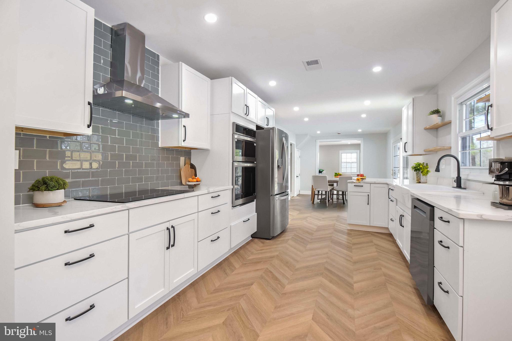 8812 CHURCHFIELD LANE