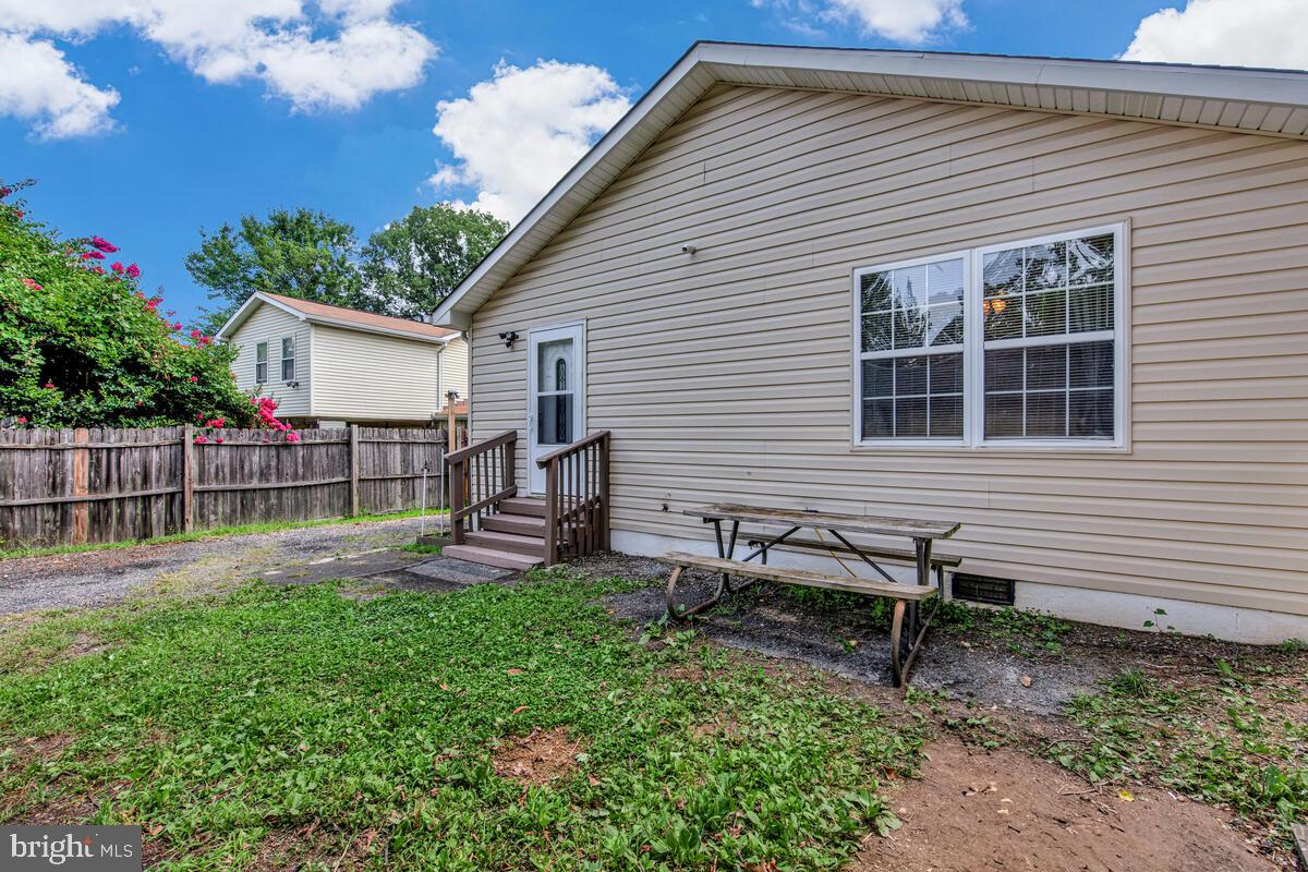 1106 CYPRESSTREE DRIVE