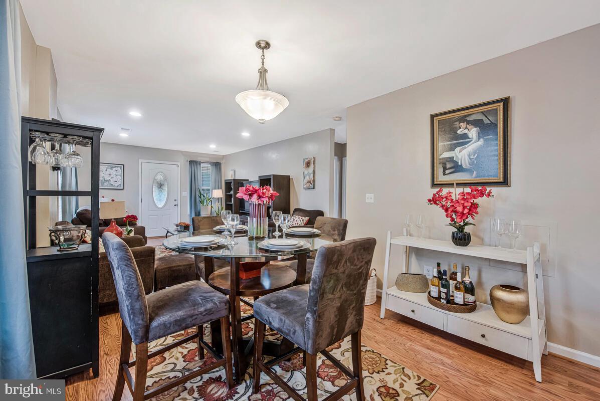 1106 CYPRESSTREE DRIVE