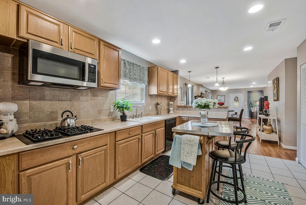 1106 CYPRESSTREE DRIVE