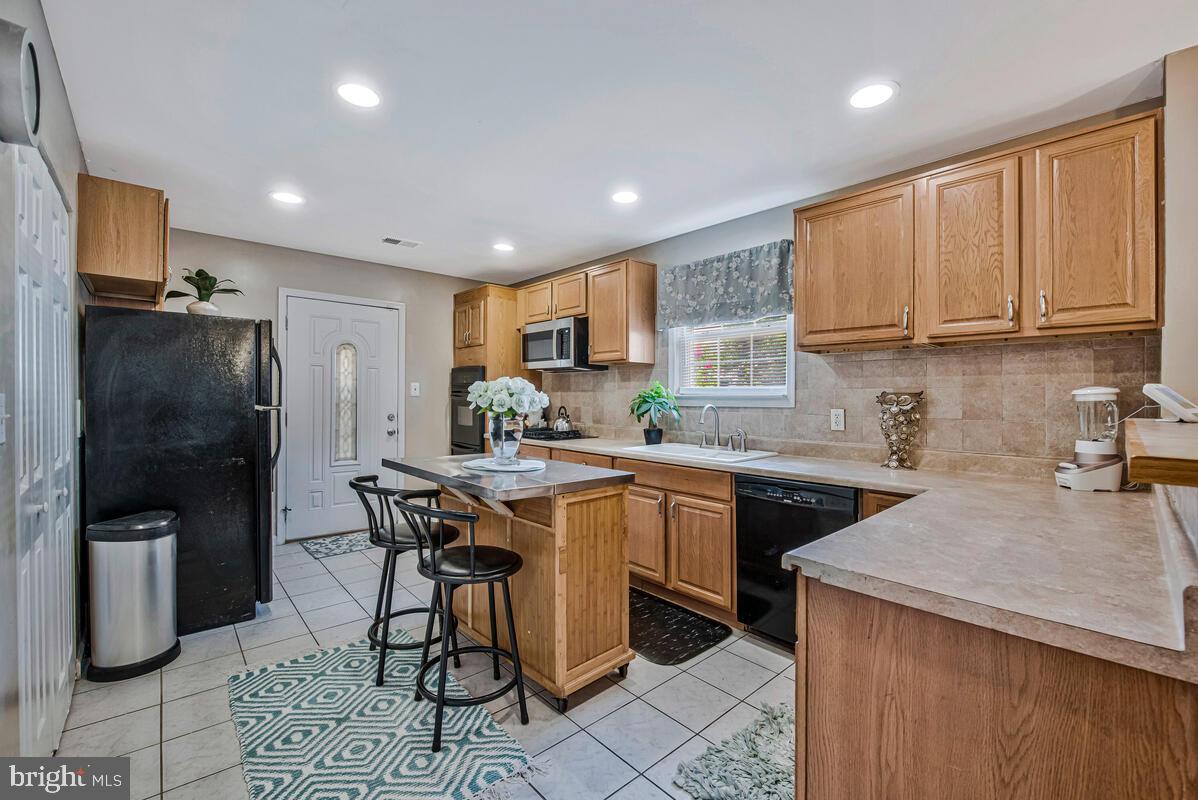 1106 CYPRESSTREE DRIVE