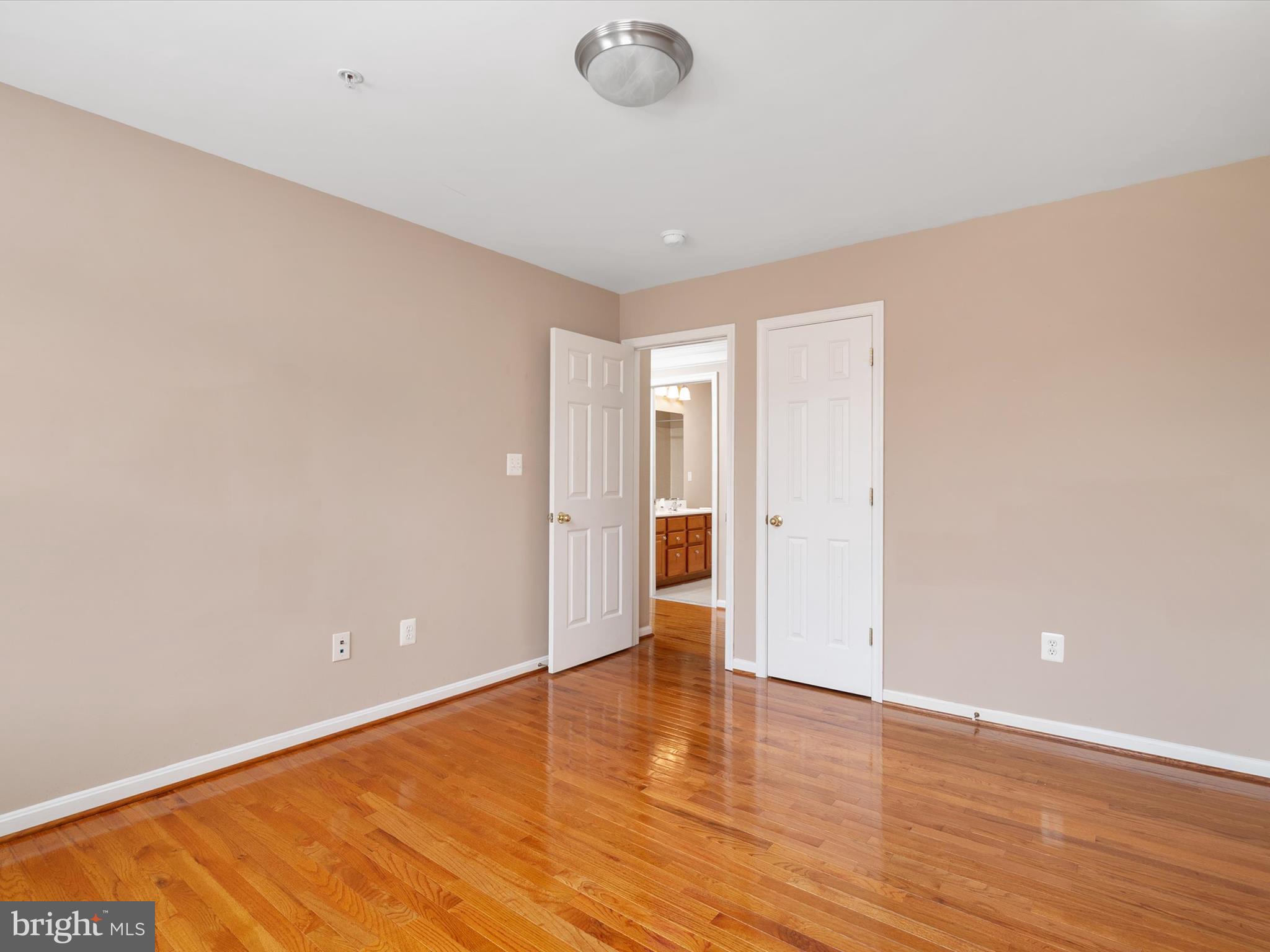 1213 HEARTLAND COURT