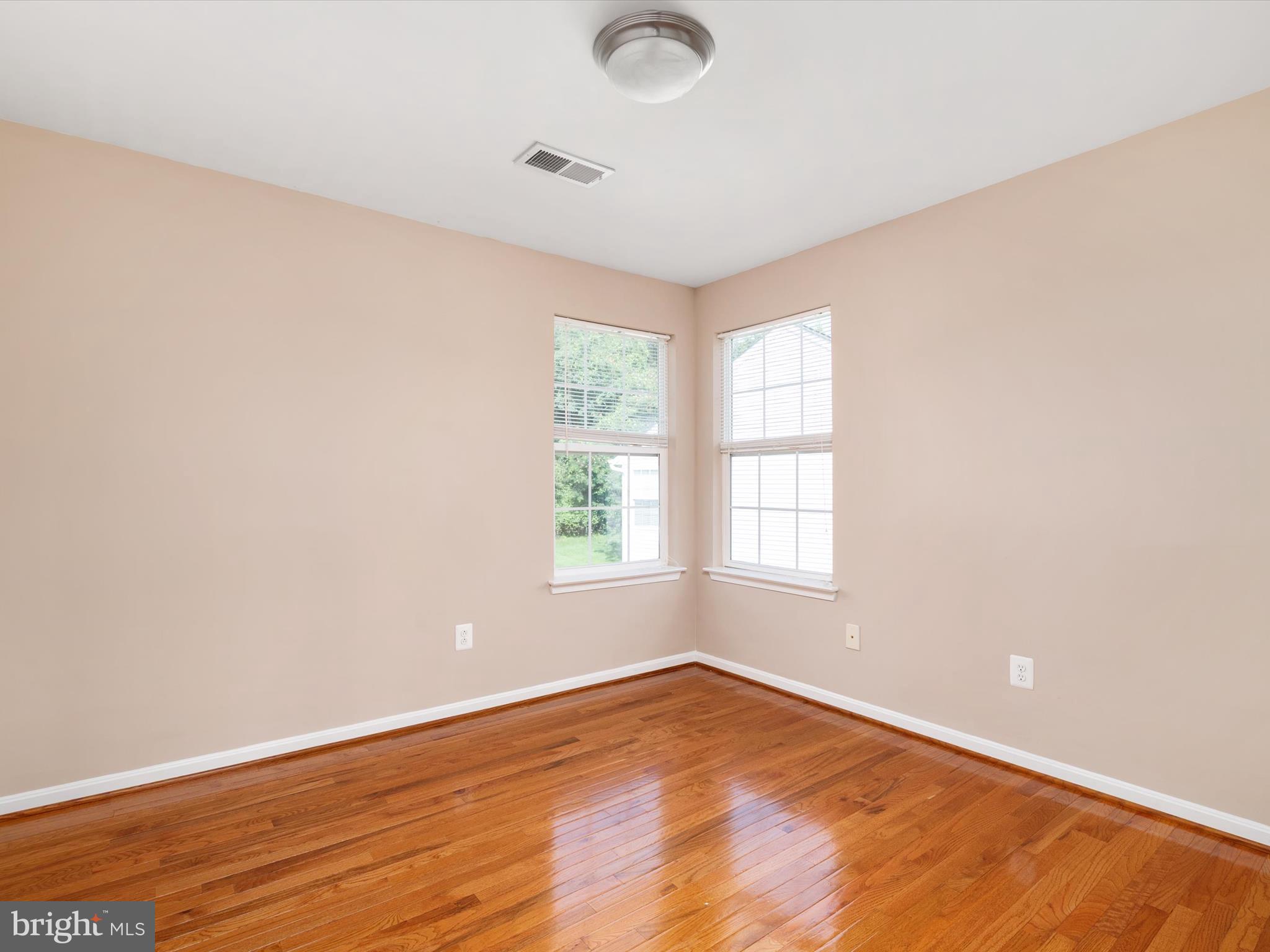 1213 HEARTLAND COURT