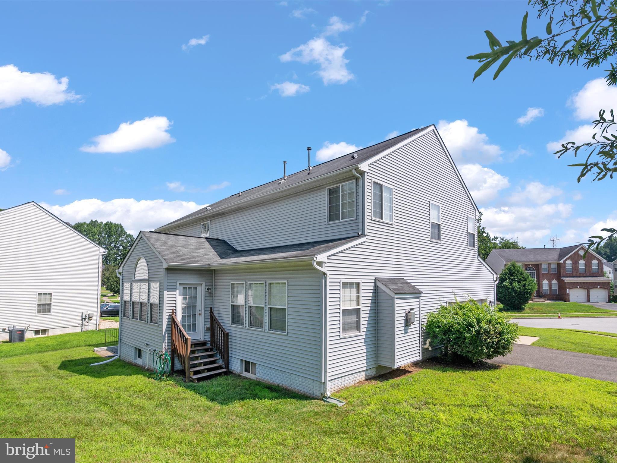 1213 HEARTLAND COURT
