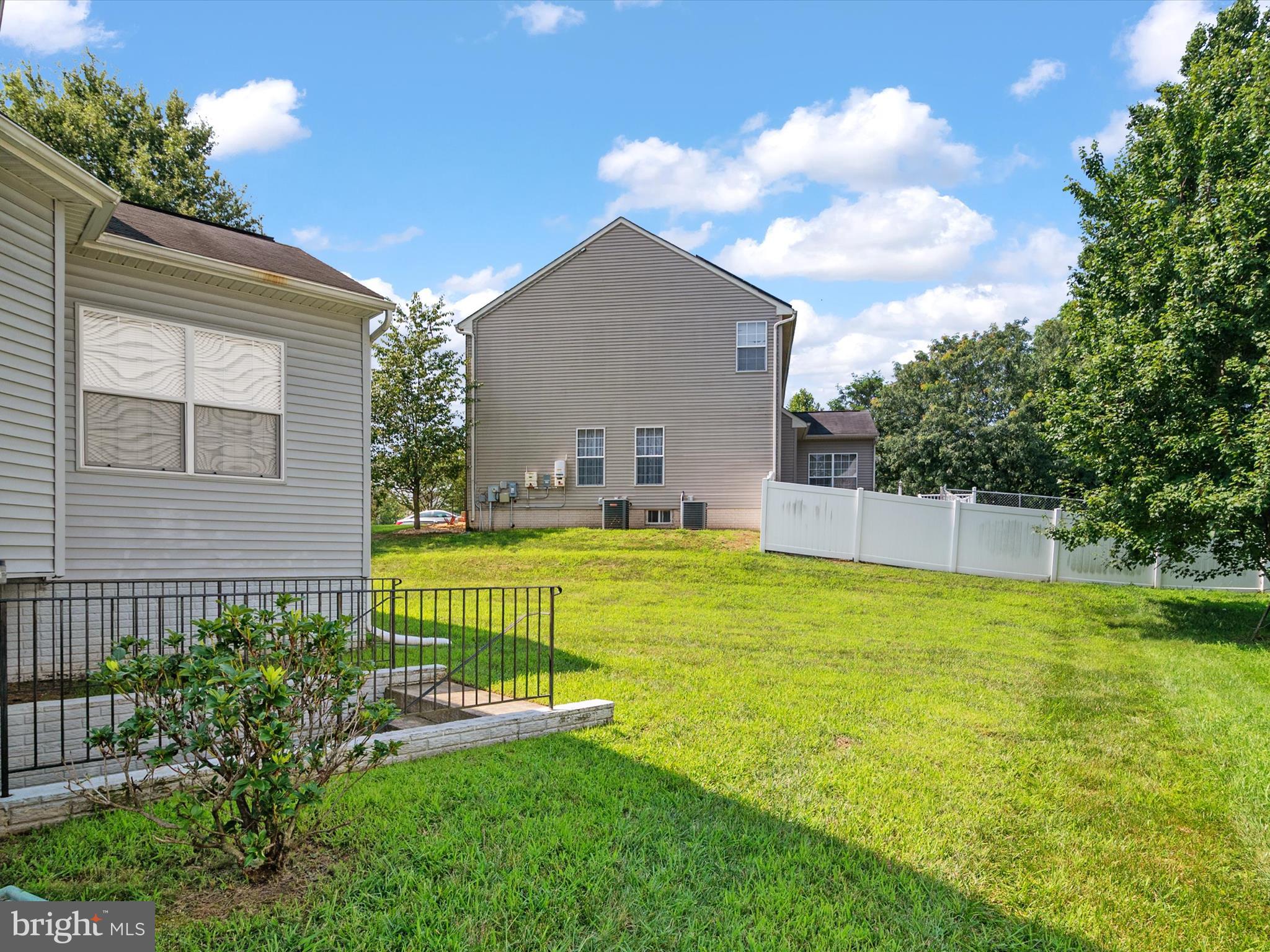 1213 HEARTLAND COURT