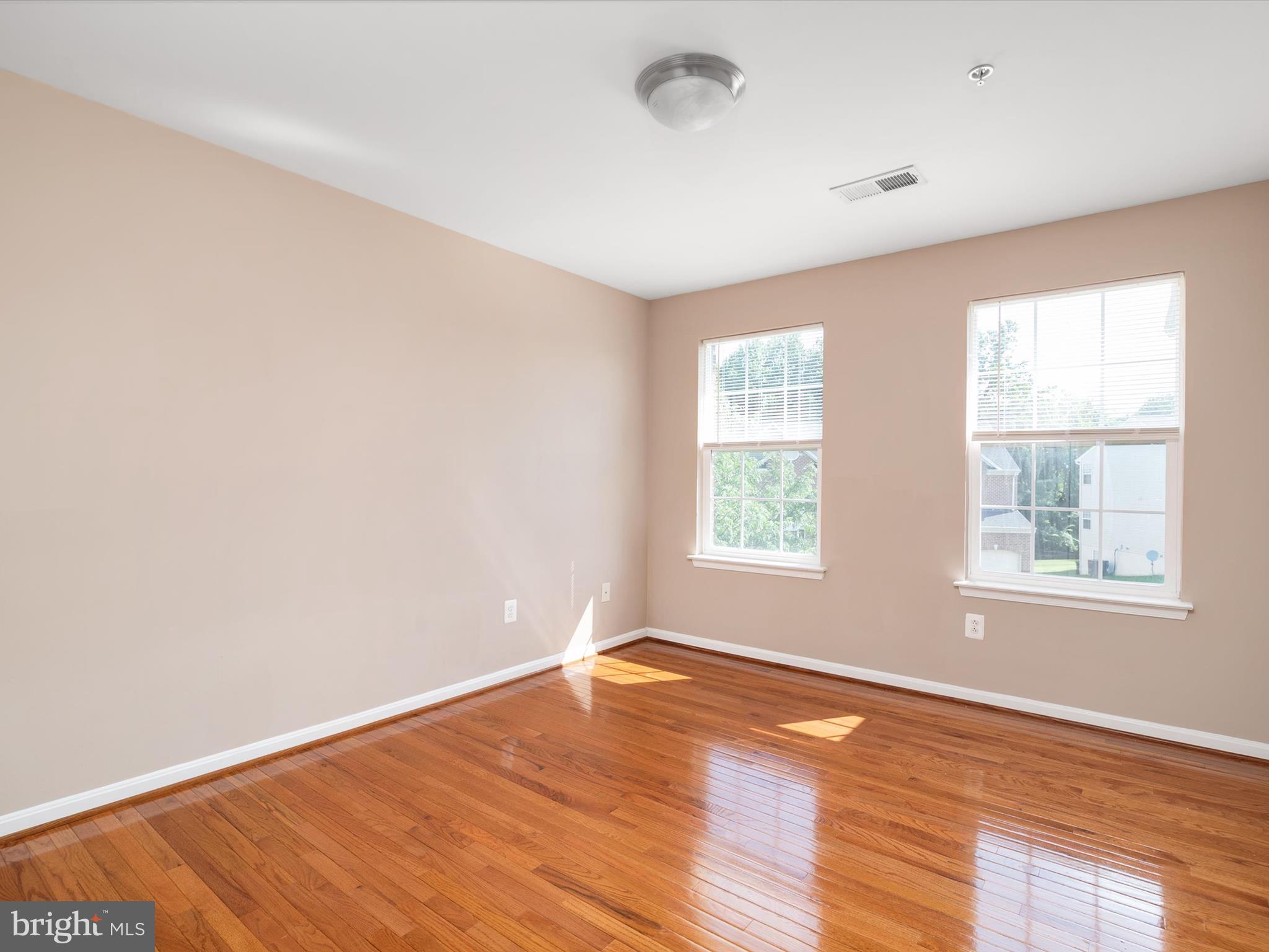 1213 HEARTLAND COURT