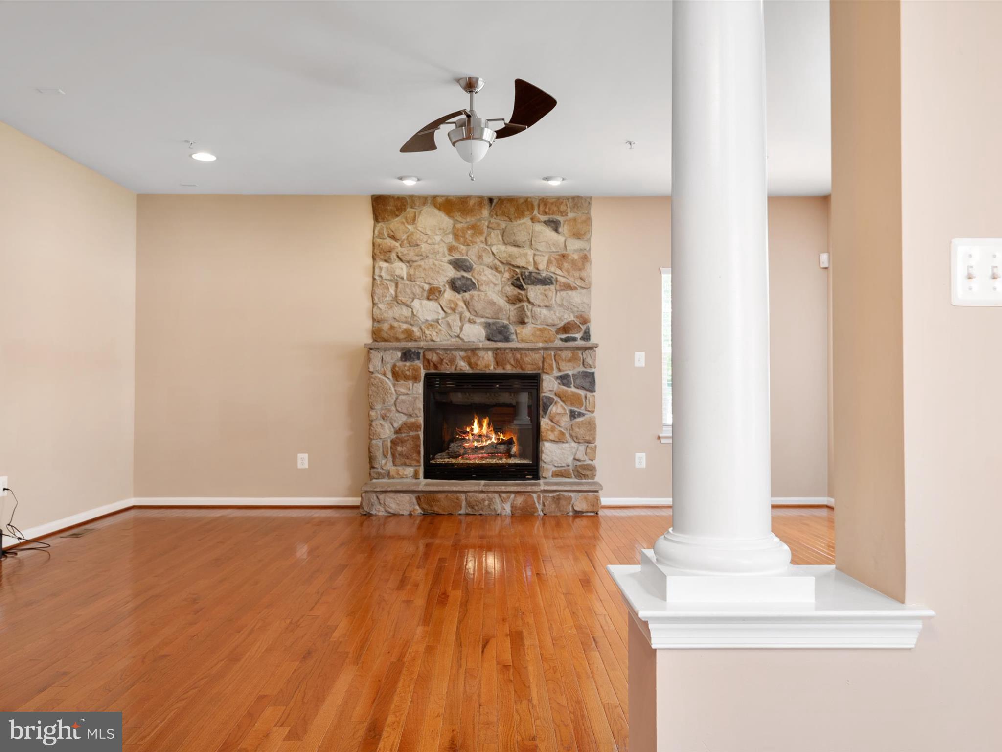 1213 HEARTLAND COURT