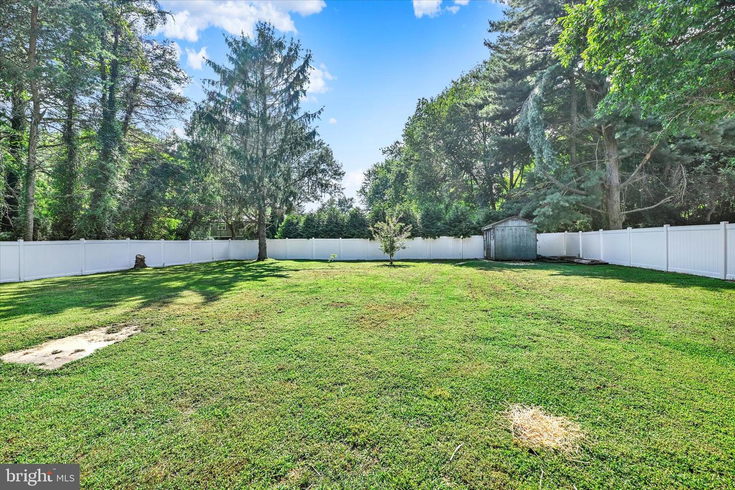 102 Maple Rd