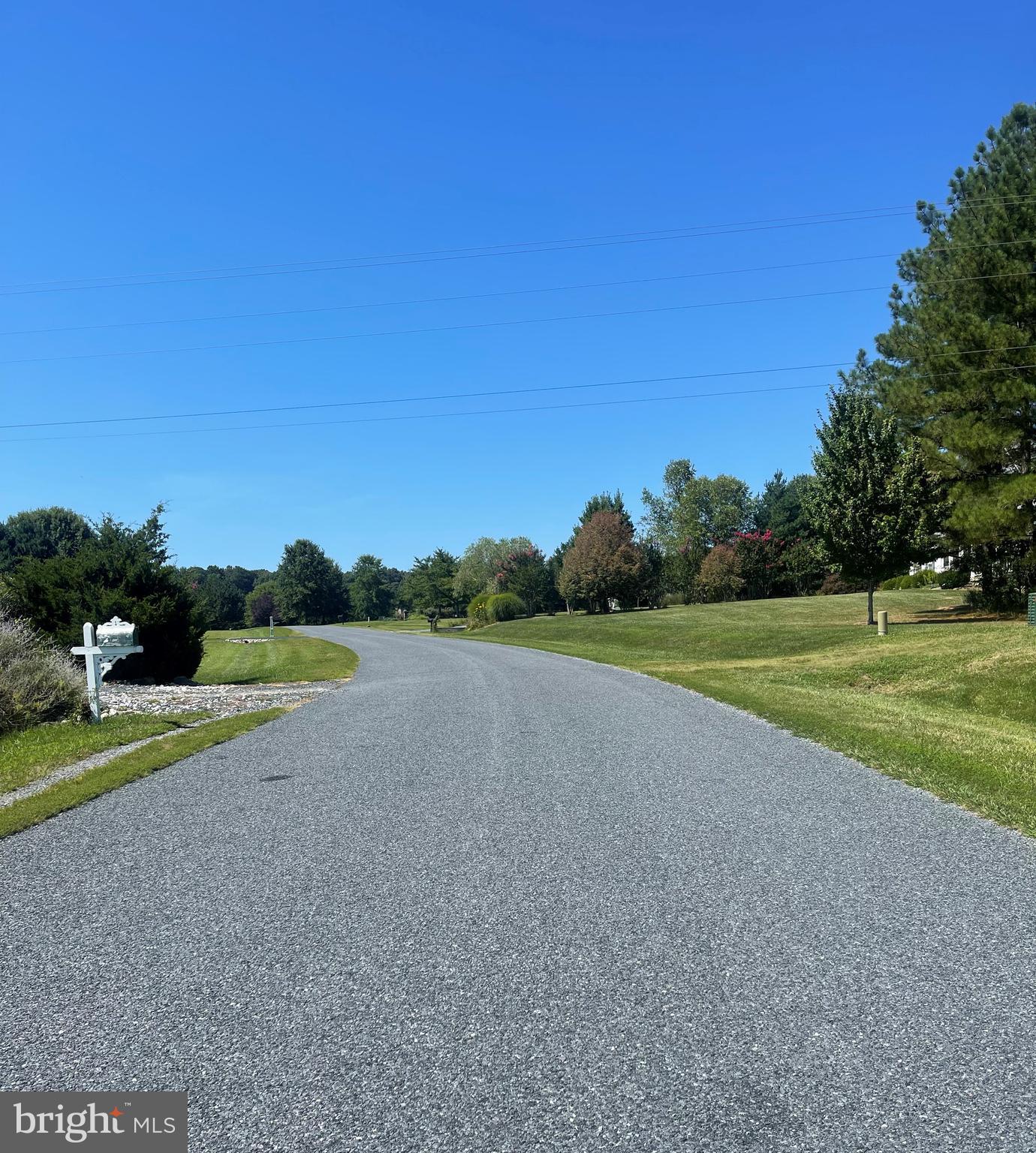 Rockcliff Dr