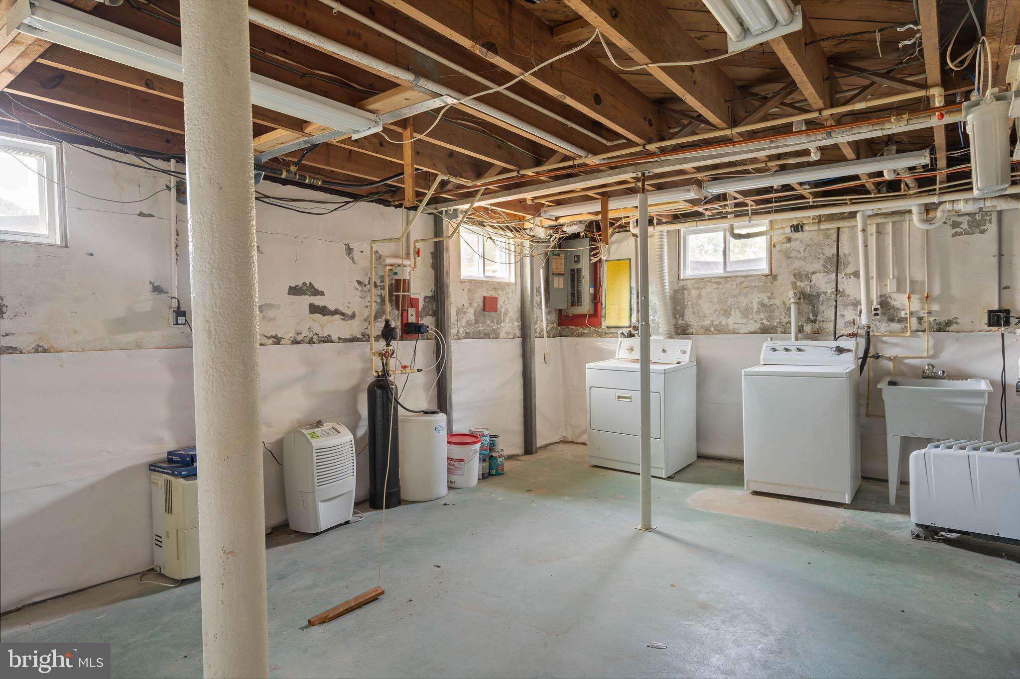 118 Jerome Dr