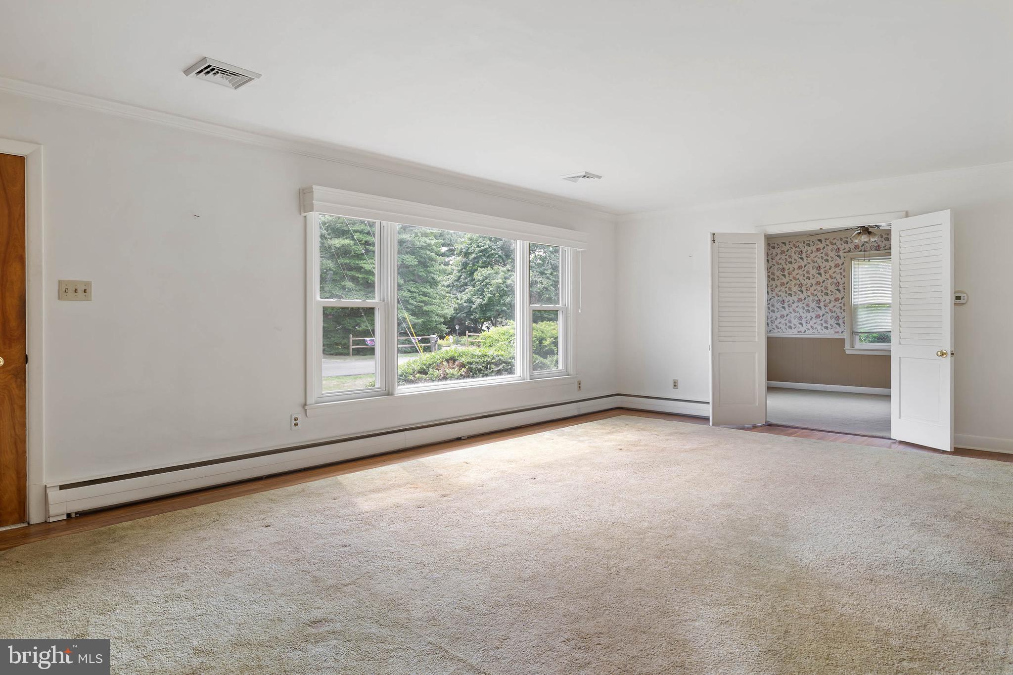 118 Jerome Dr