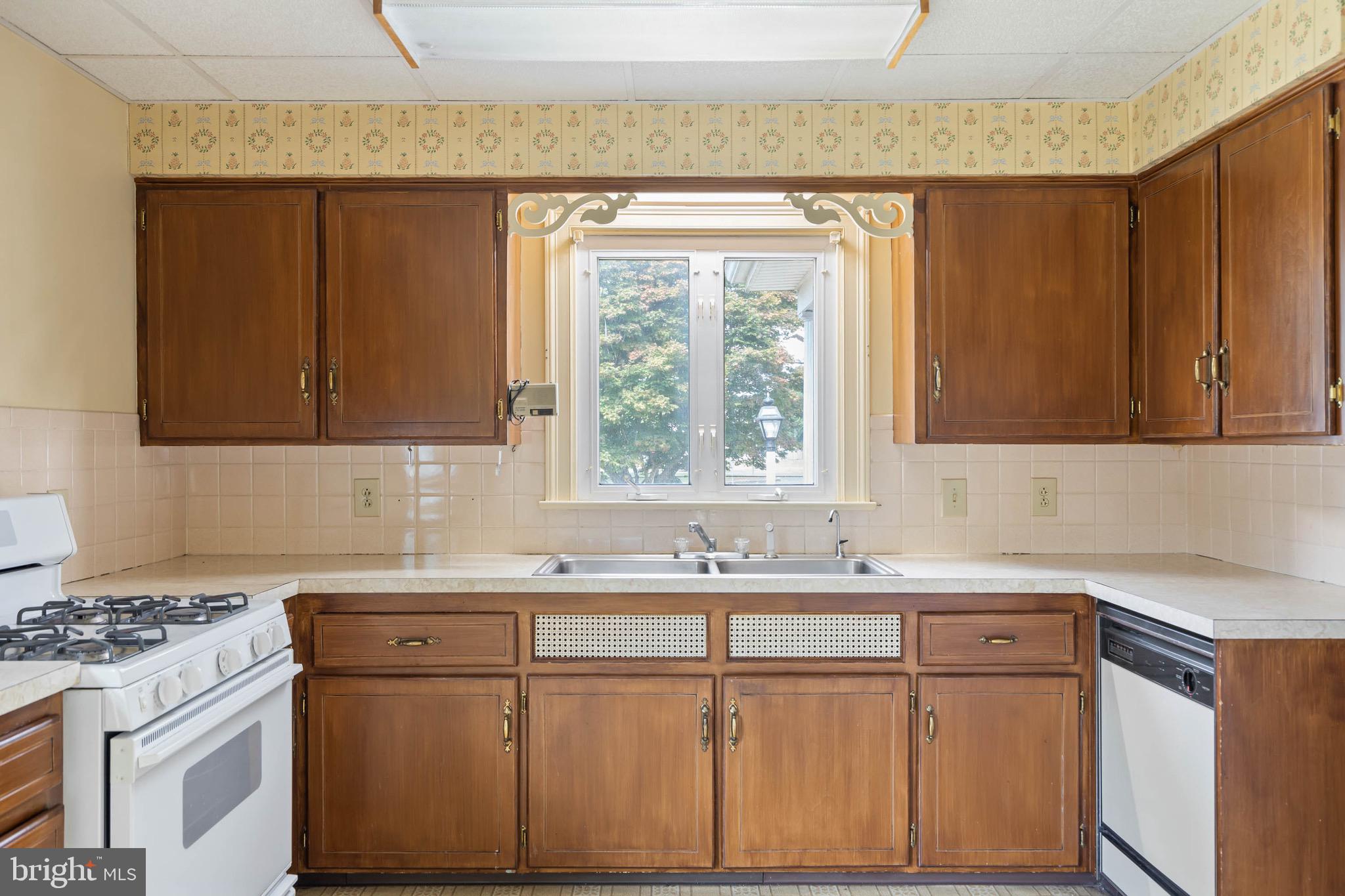 118 Jerome Dr