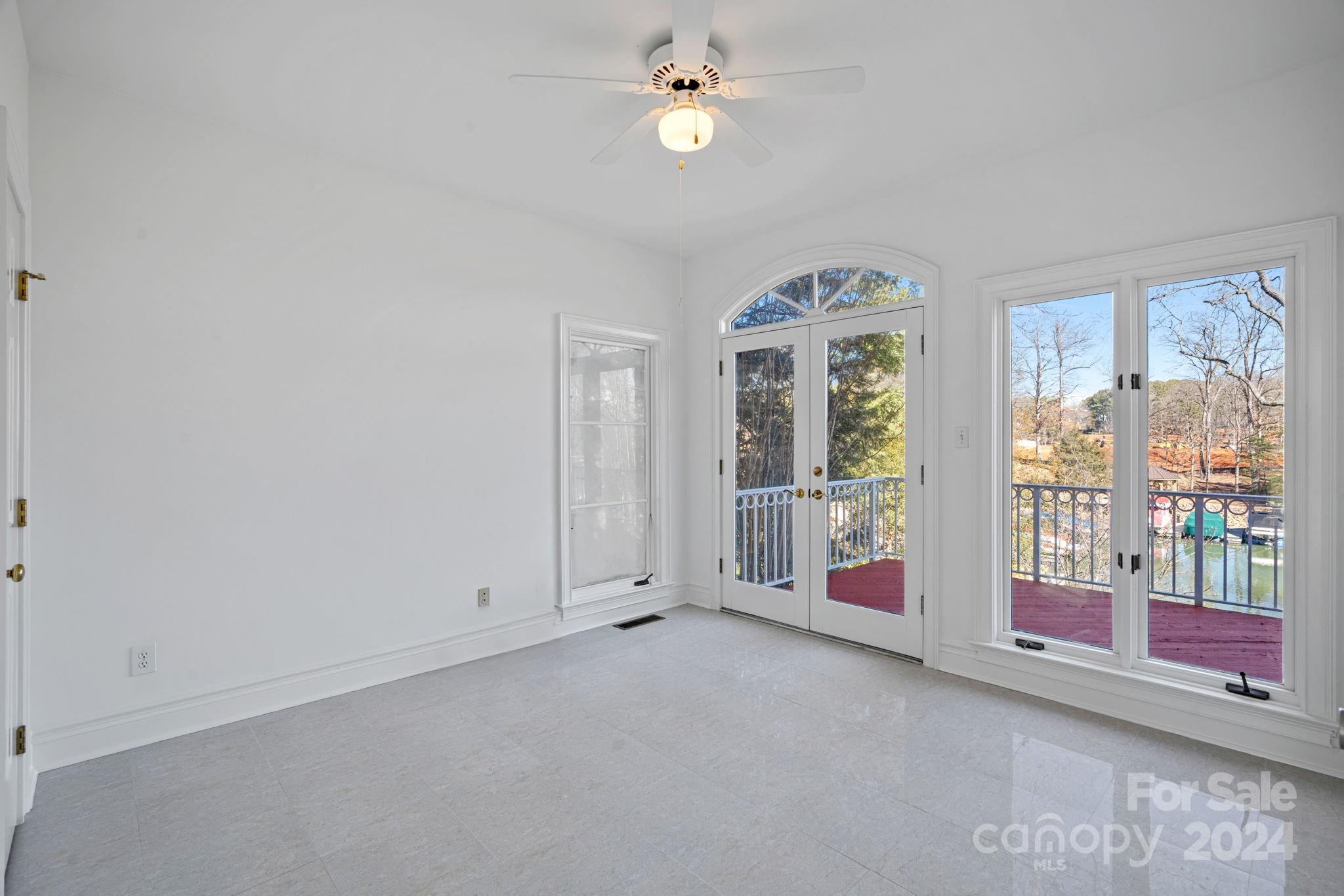 18914 Halyard Pointe Lane