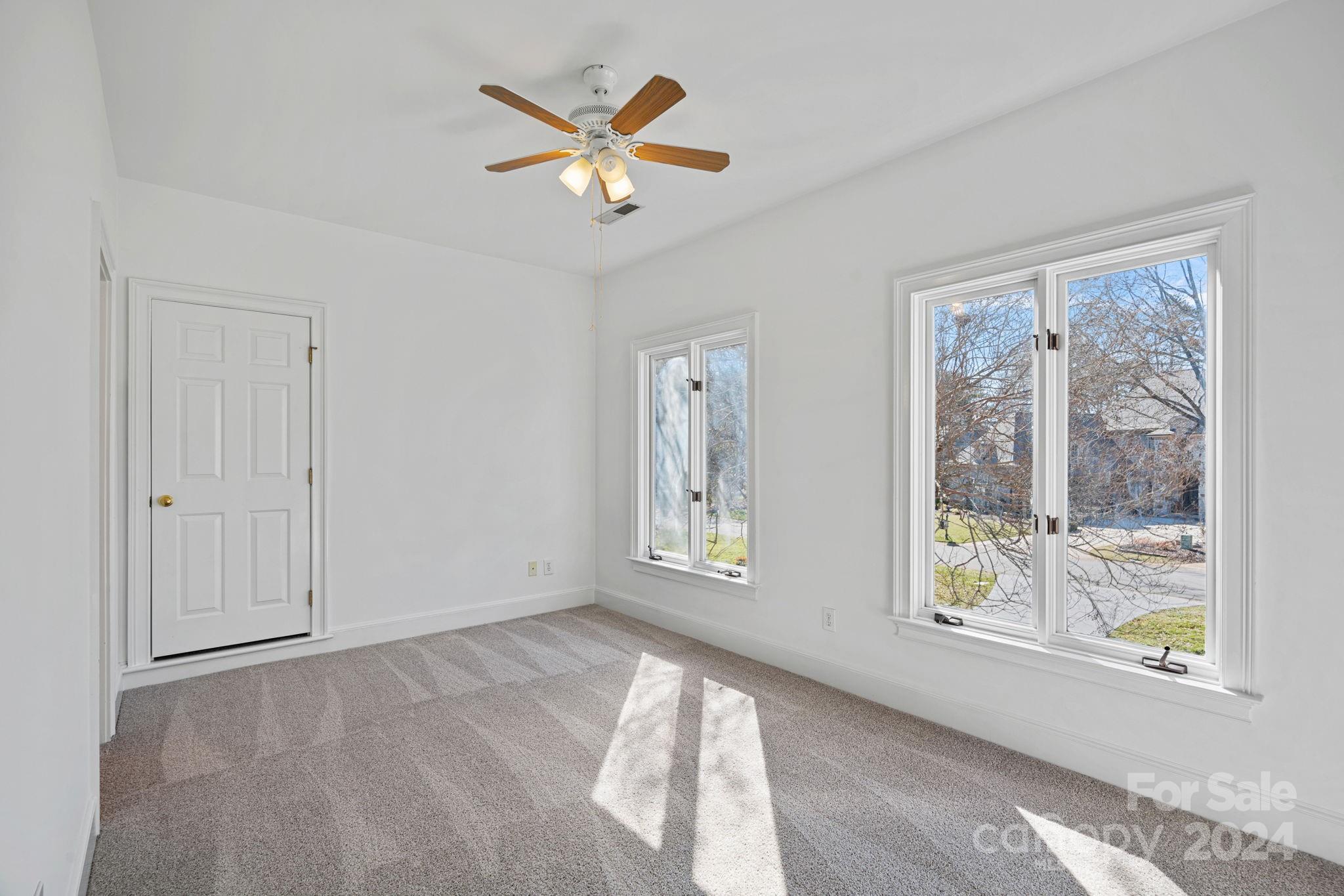 18914 Halyard Pointe Lane