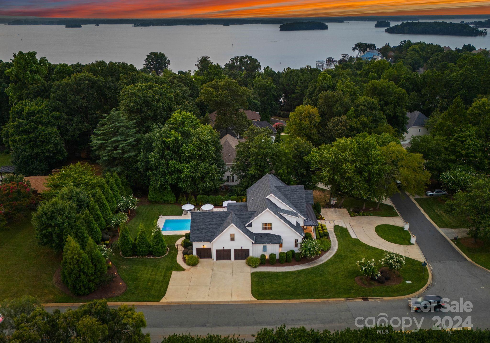 18907 Lakehouse Pointe Drive
