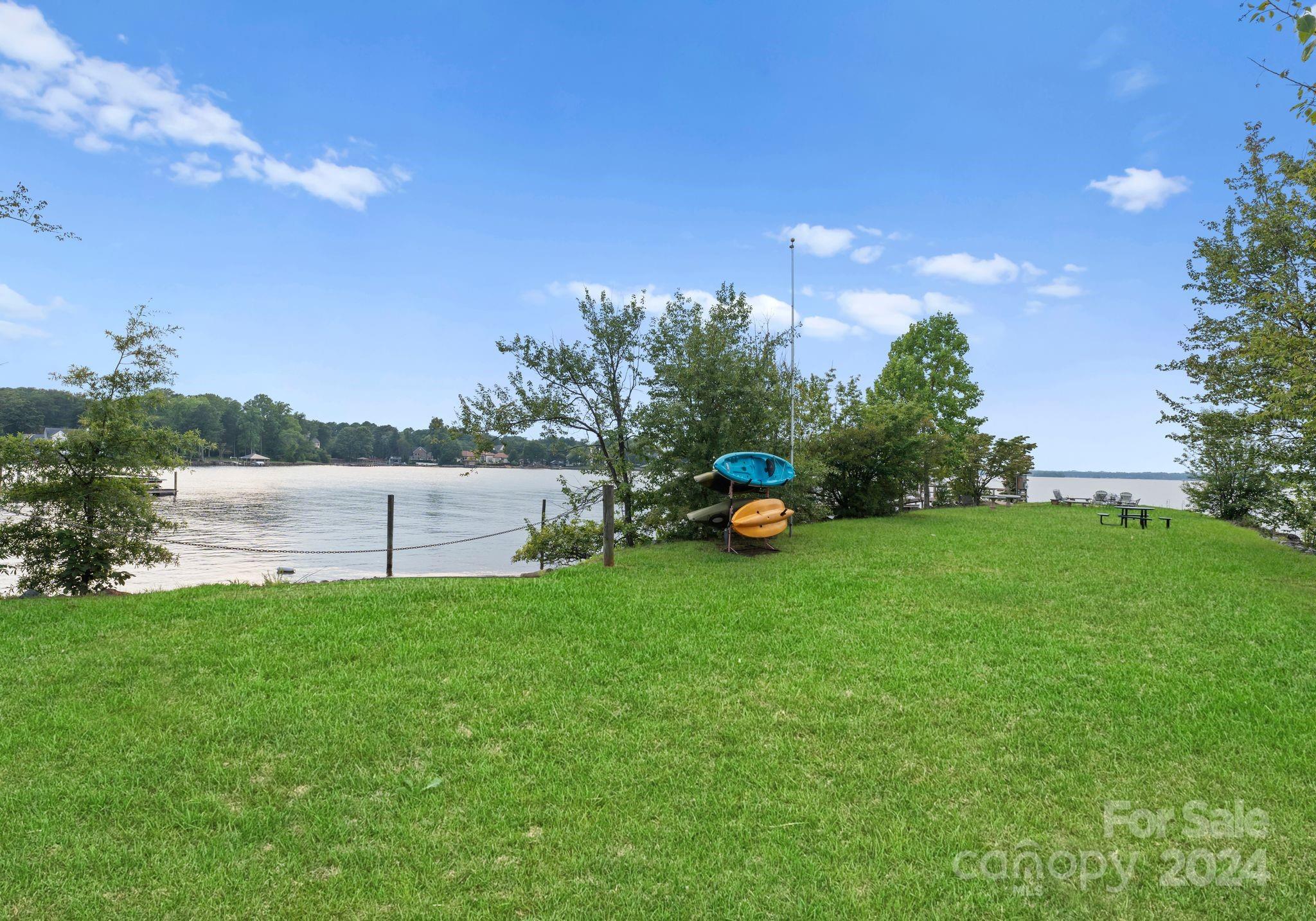 18907 Lakehouse Pointe Drive