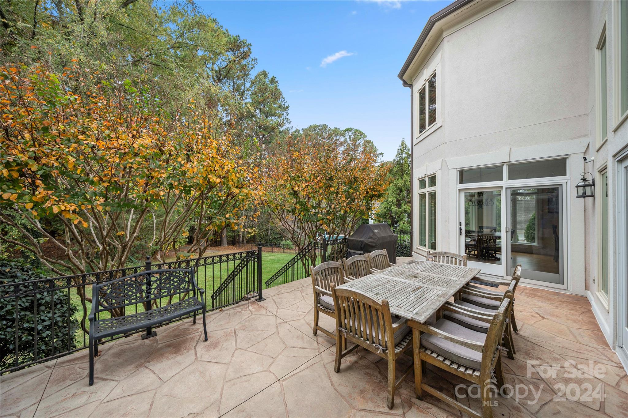 18917 Peninsula Point Drive