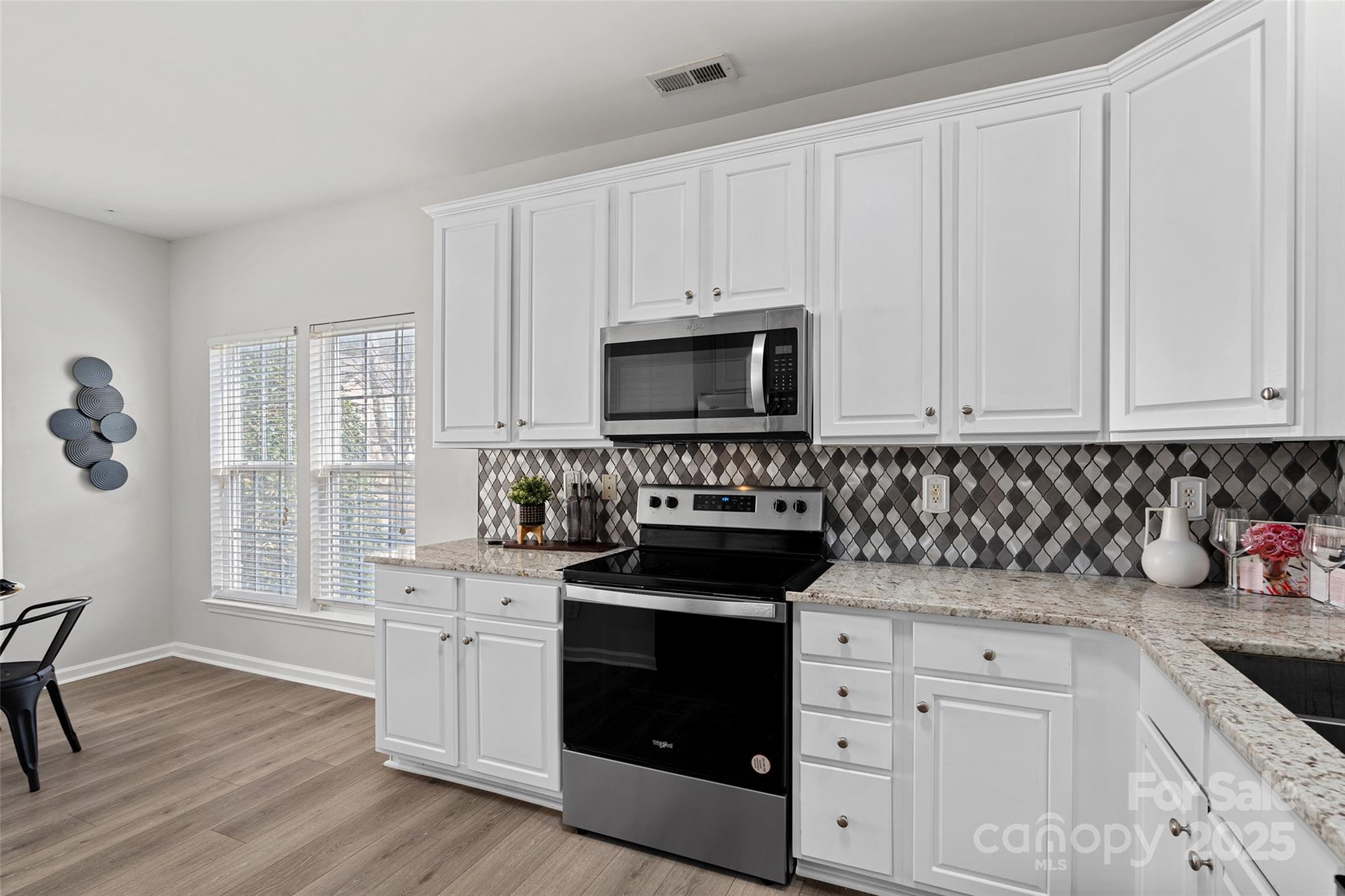 141 N Arcadian Way