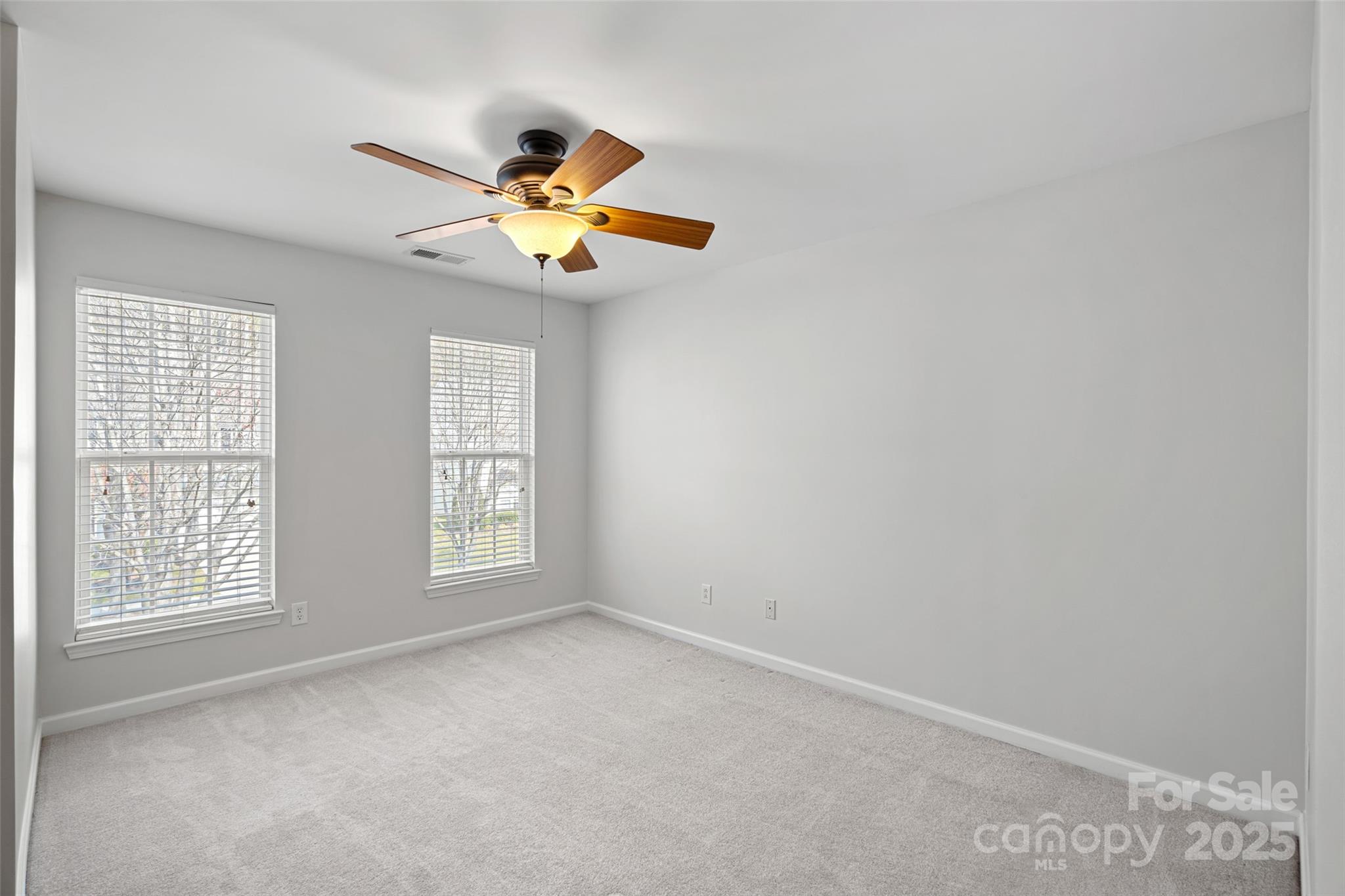 141 N Arcadian Way