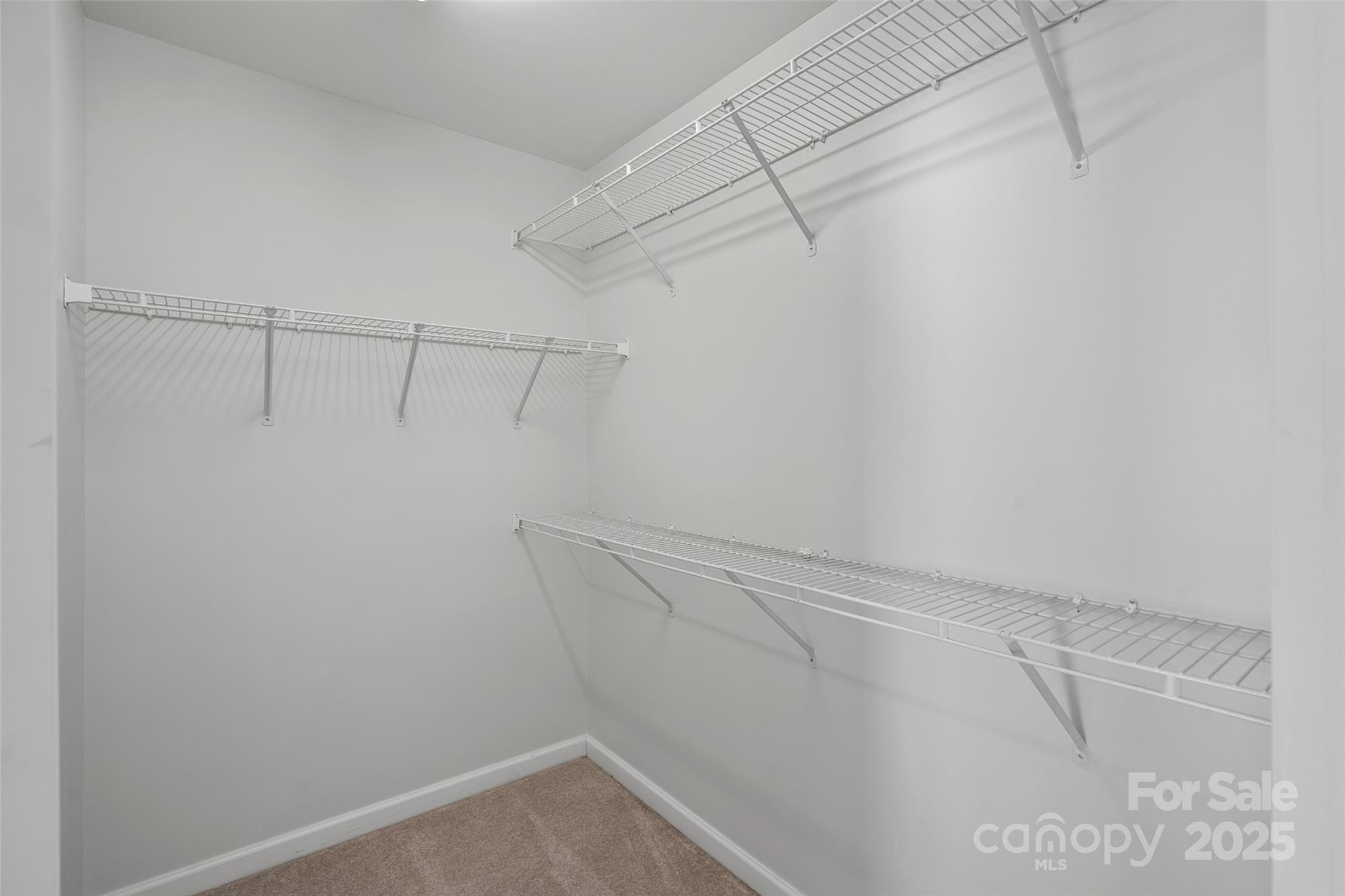 141 N Arcadian Way