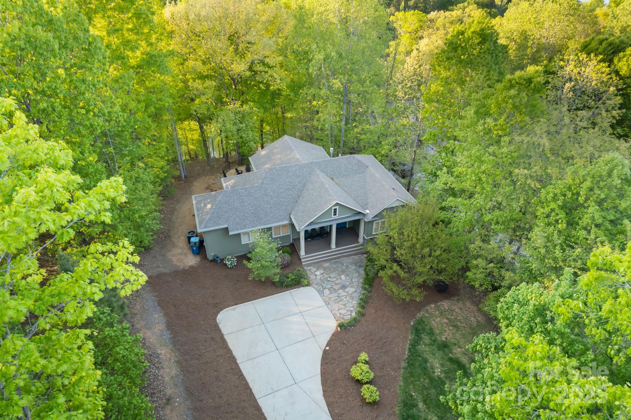 8086 Summit Ridge Drive