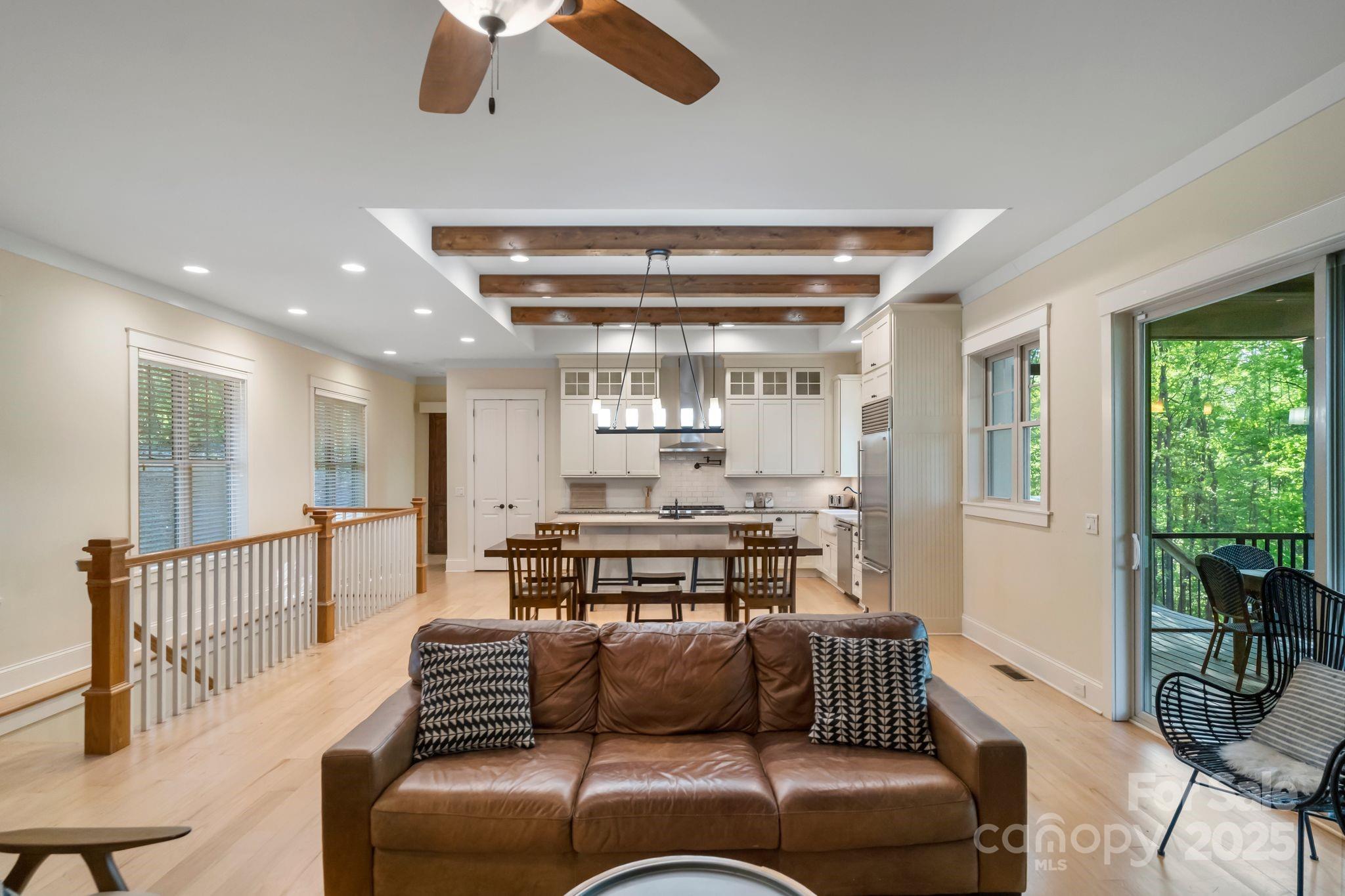 8086 Summit Ridge Drive