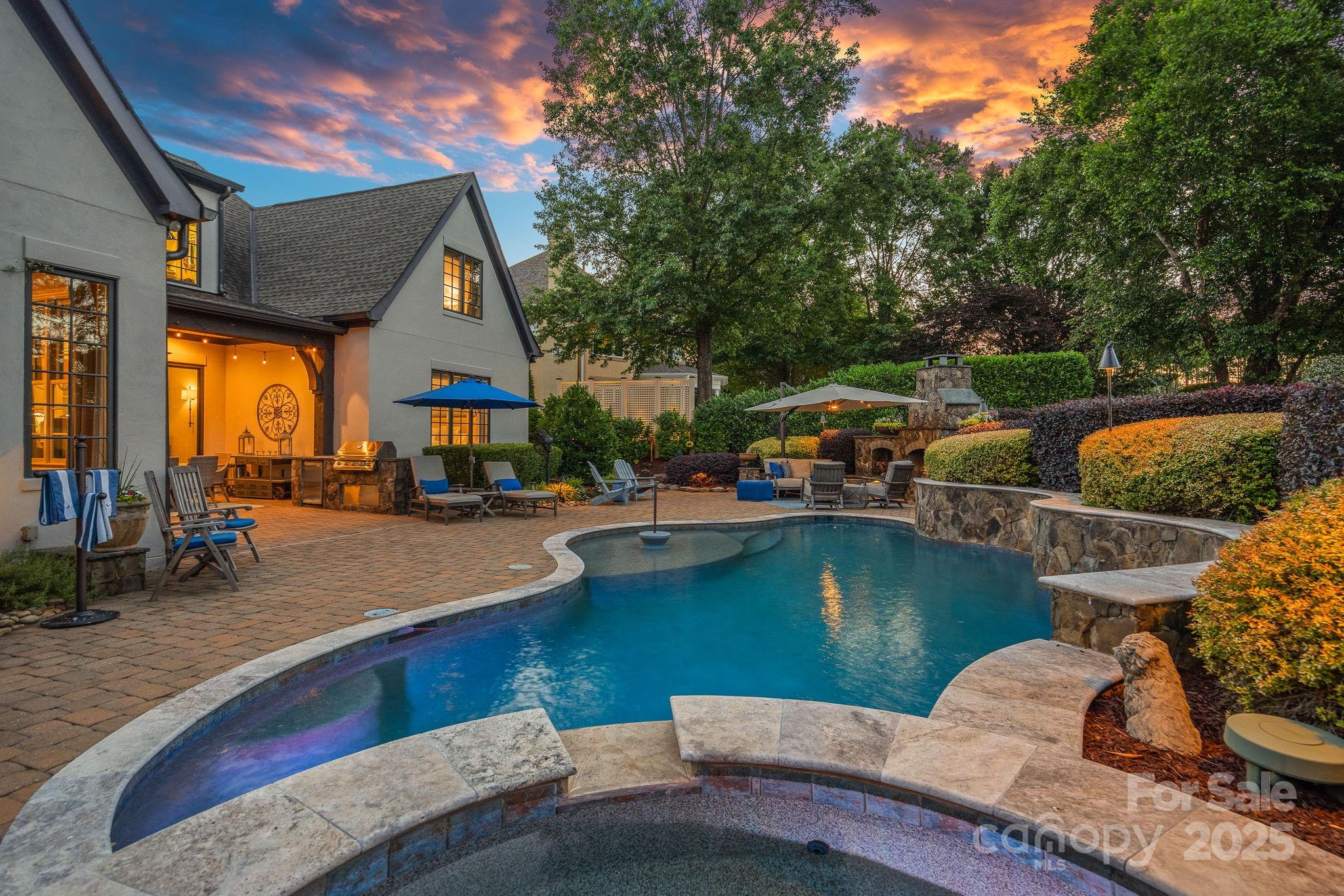 18718 Peninsula Cove Lane