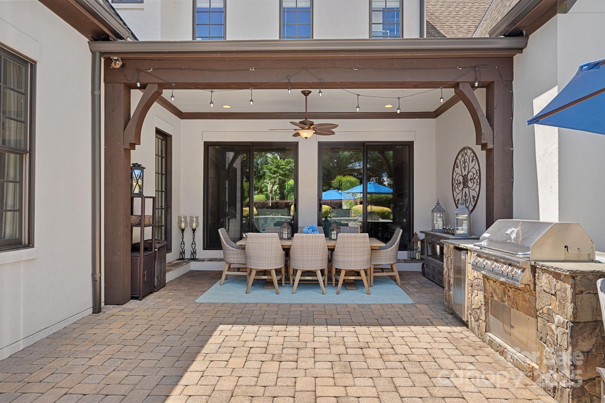 18718 Peninsula Cove Lane