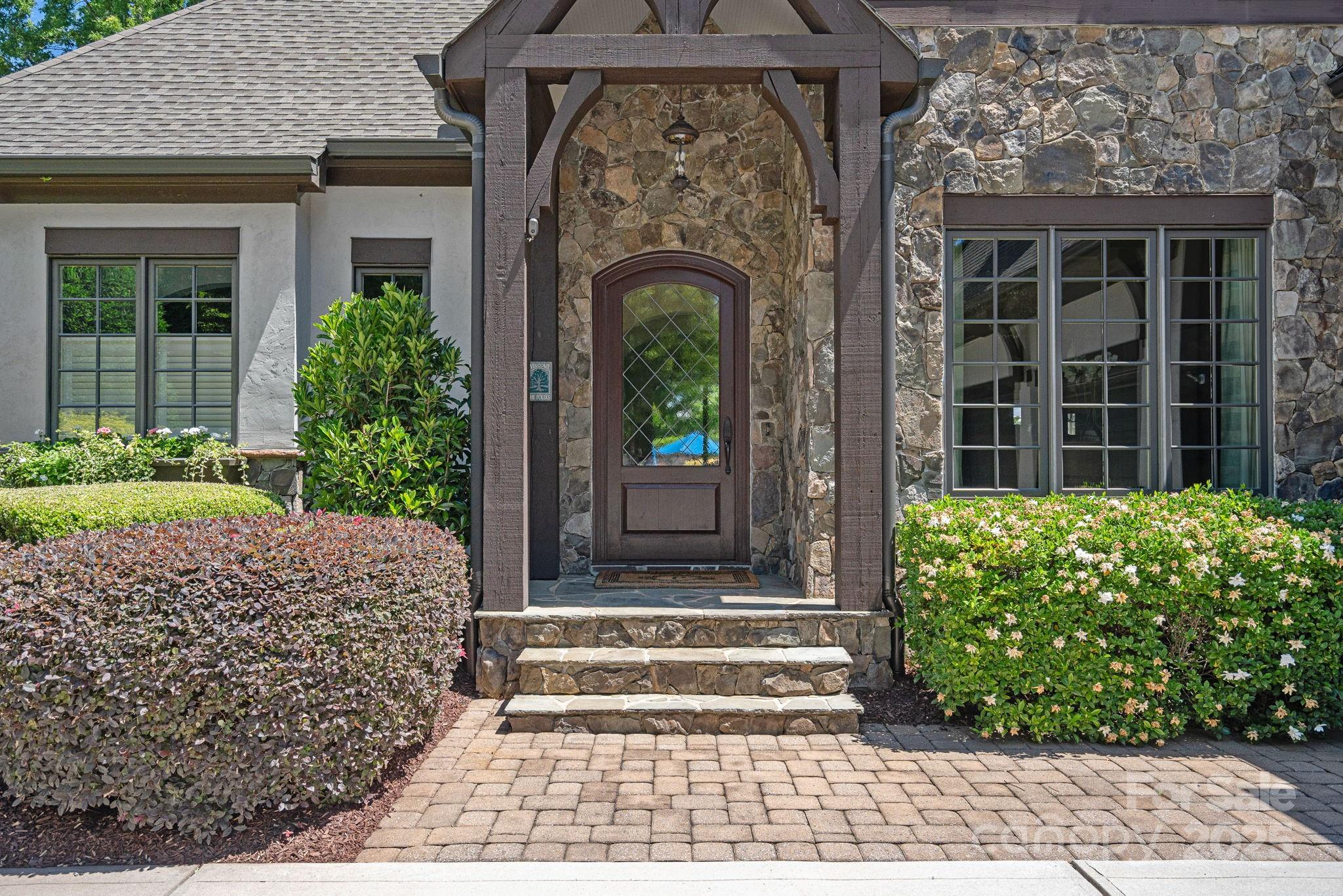 18718 Peninsula Cove Lane